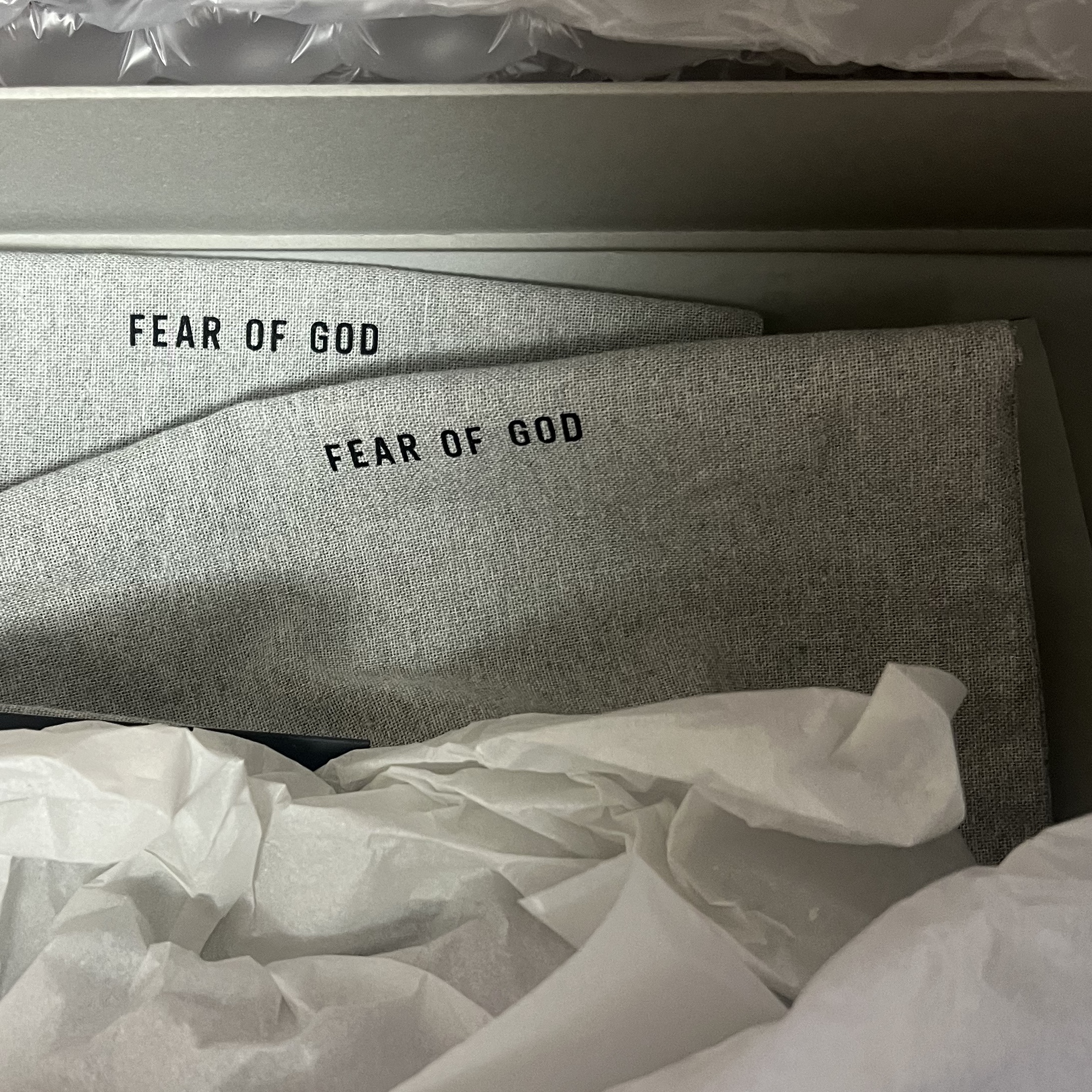 Fear of God The California Cement 착용 스타일 - 3