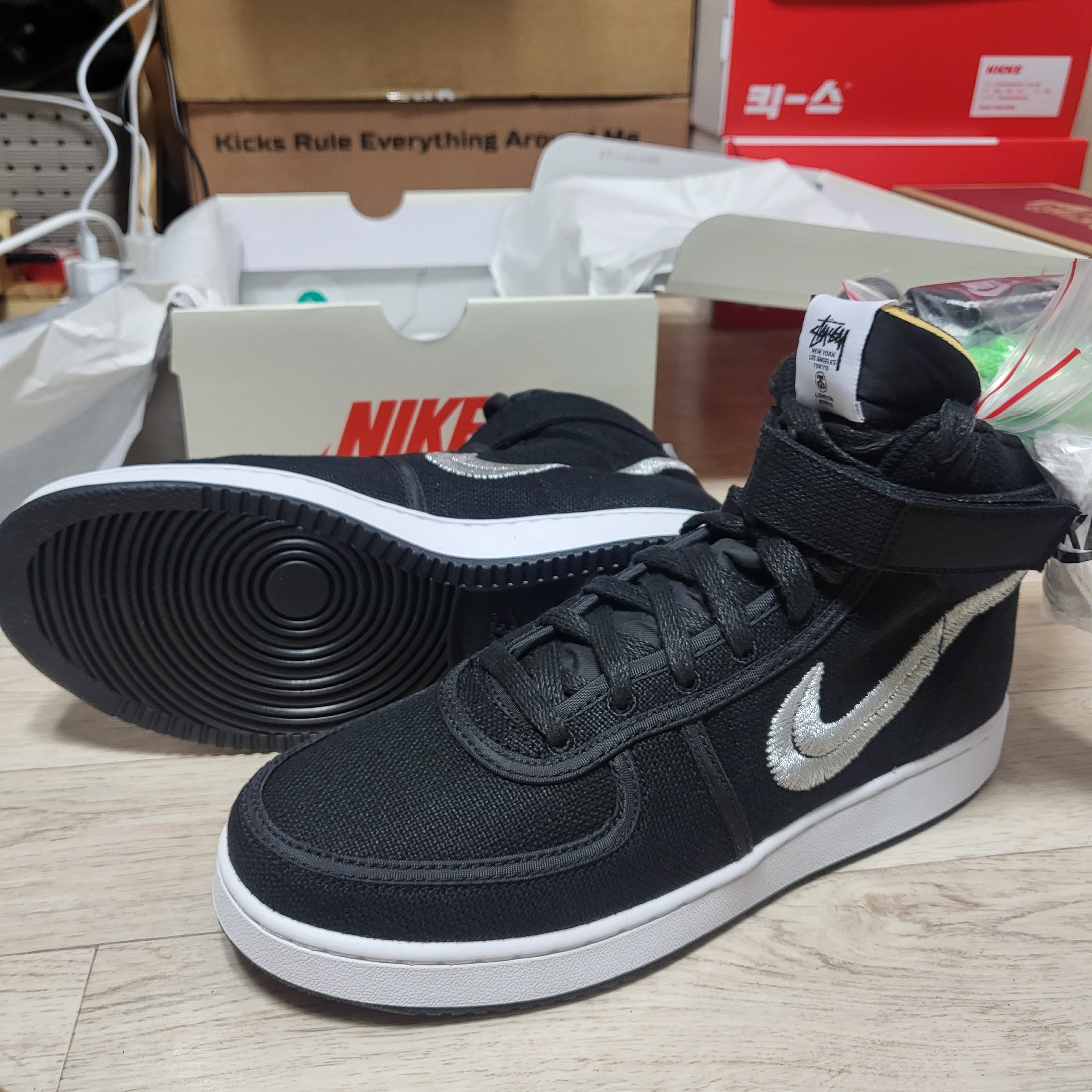 Nike x Stussy Vandal High Black 착용 스타일 - 1