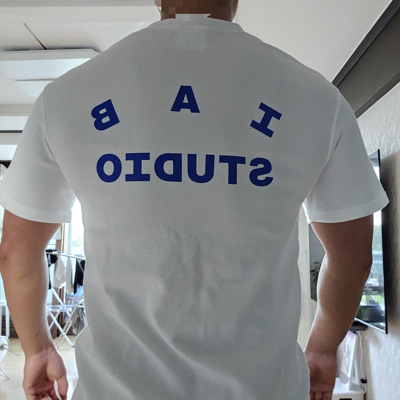 IAB Studio 10th Anniversary T-Shirt White 착용 스타일