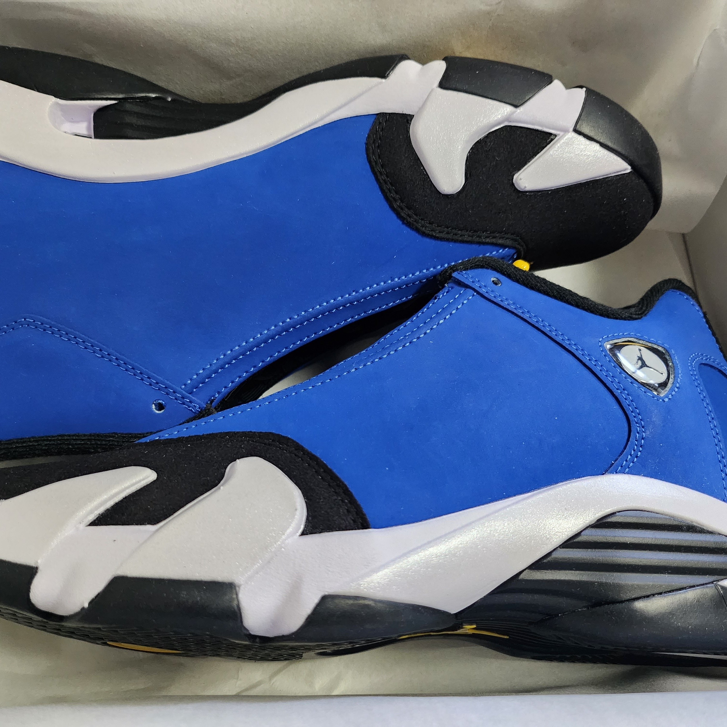 Jordan 14 Retro Laney 착용 스타일 - 2