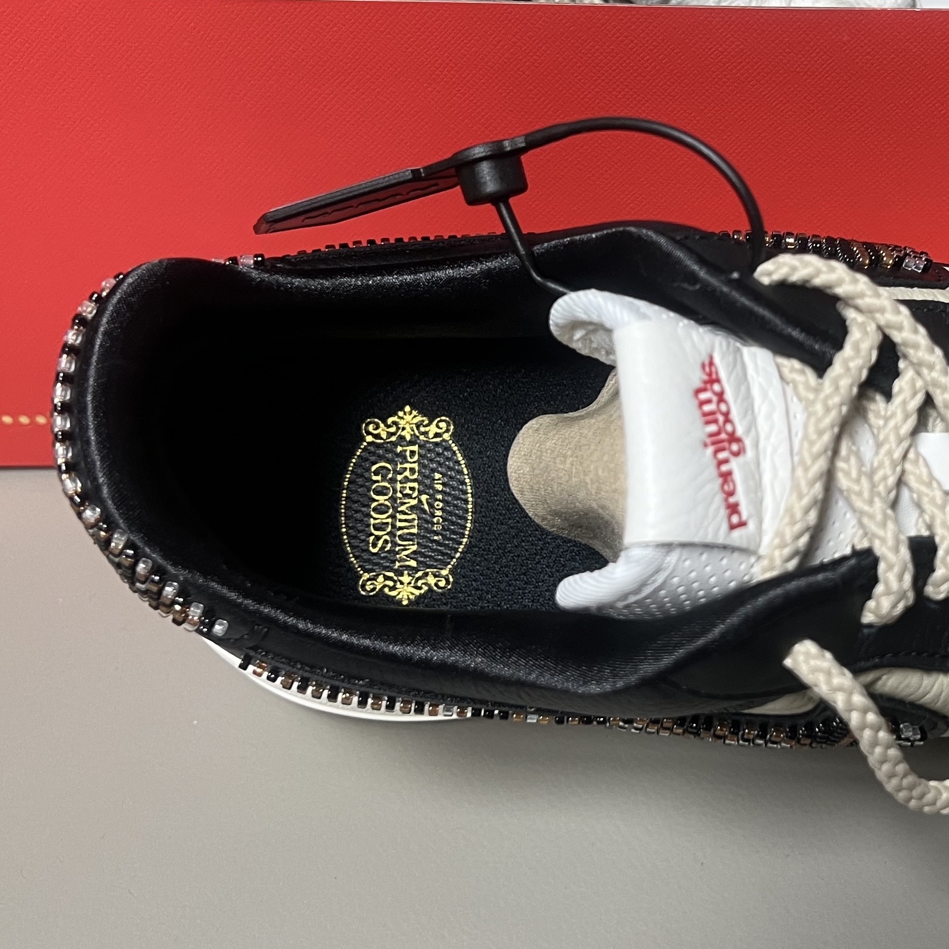 (W) Nike x Premium Goods Air Force 1 Low Black Sand 착용 스타일 - 4