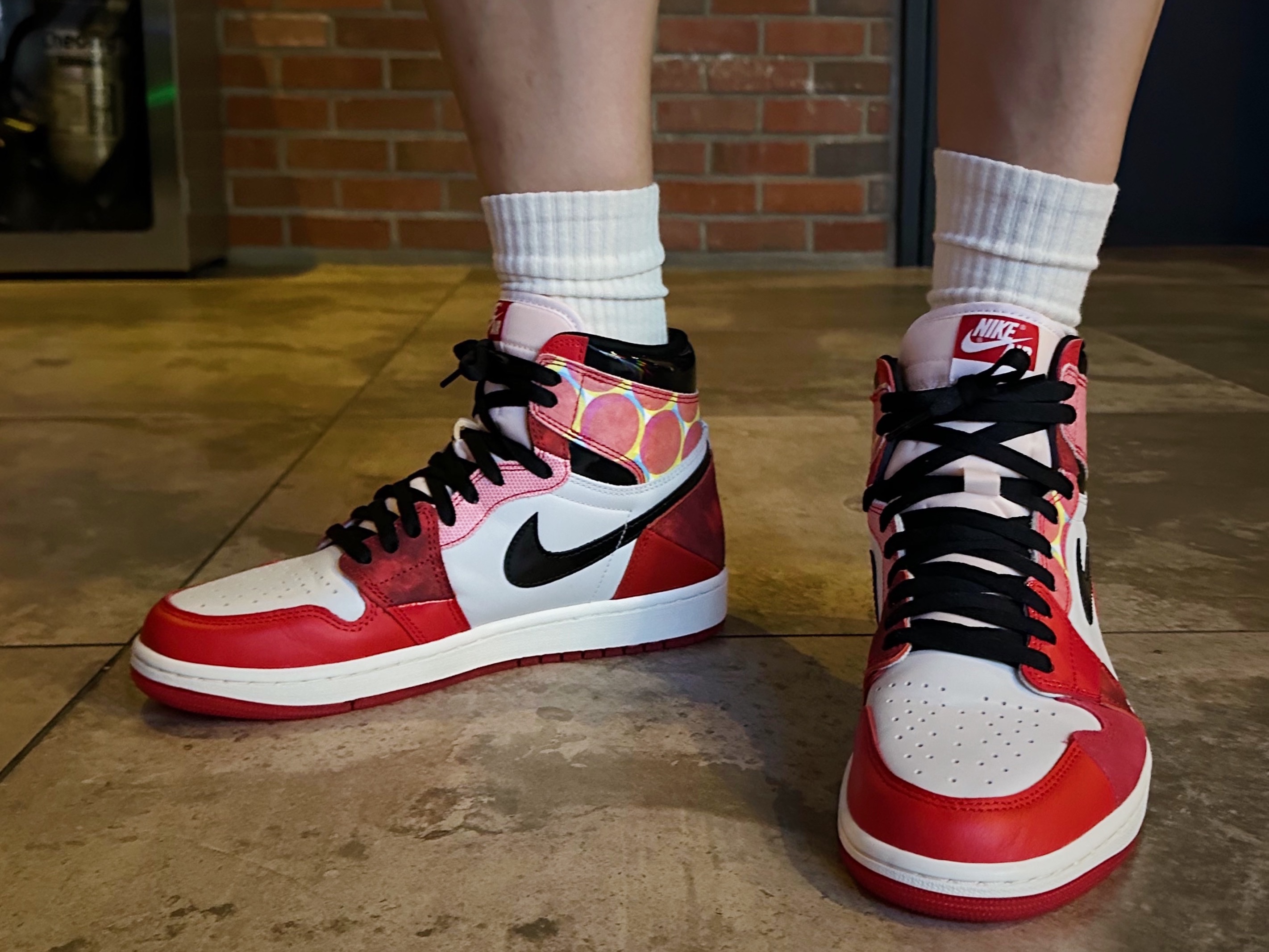 Jordan 1 Retro High Spider-Man Next Chapter 착용 스타일