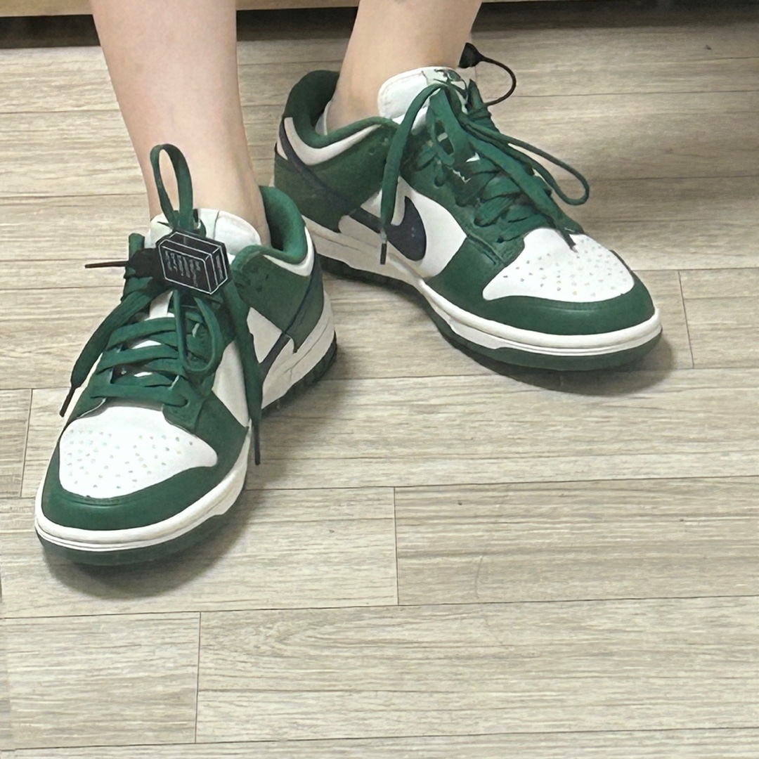 (W) Nike Dunk Low Gorge Green 착용 스타일 - 1