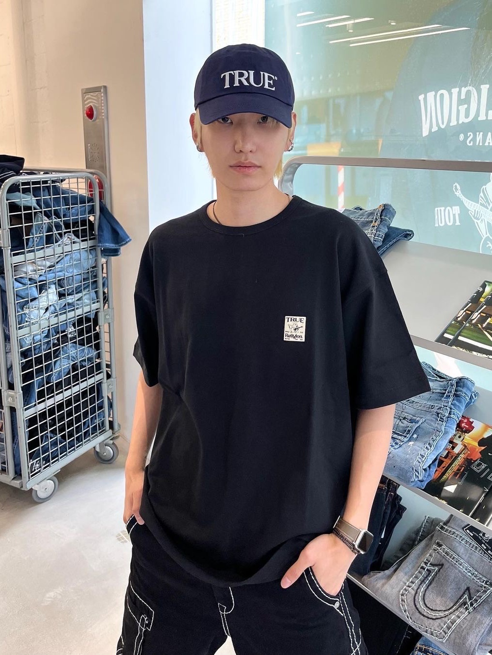 True Religion True Cap Navy, True Religion True Cap Indigo 착용 스타일