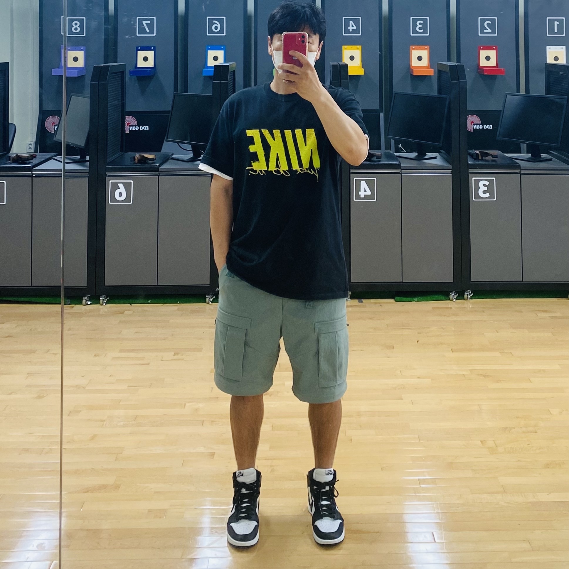 Jordan 1 High 85 Black White, Nike ACG Smith Summit Cargo Pants Clay Green - Asia 착용 스타일