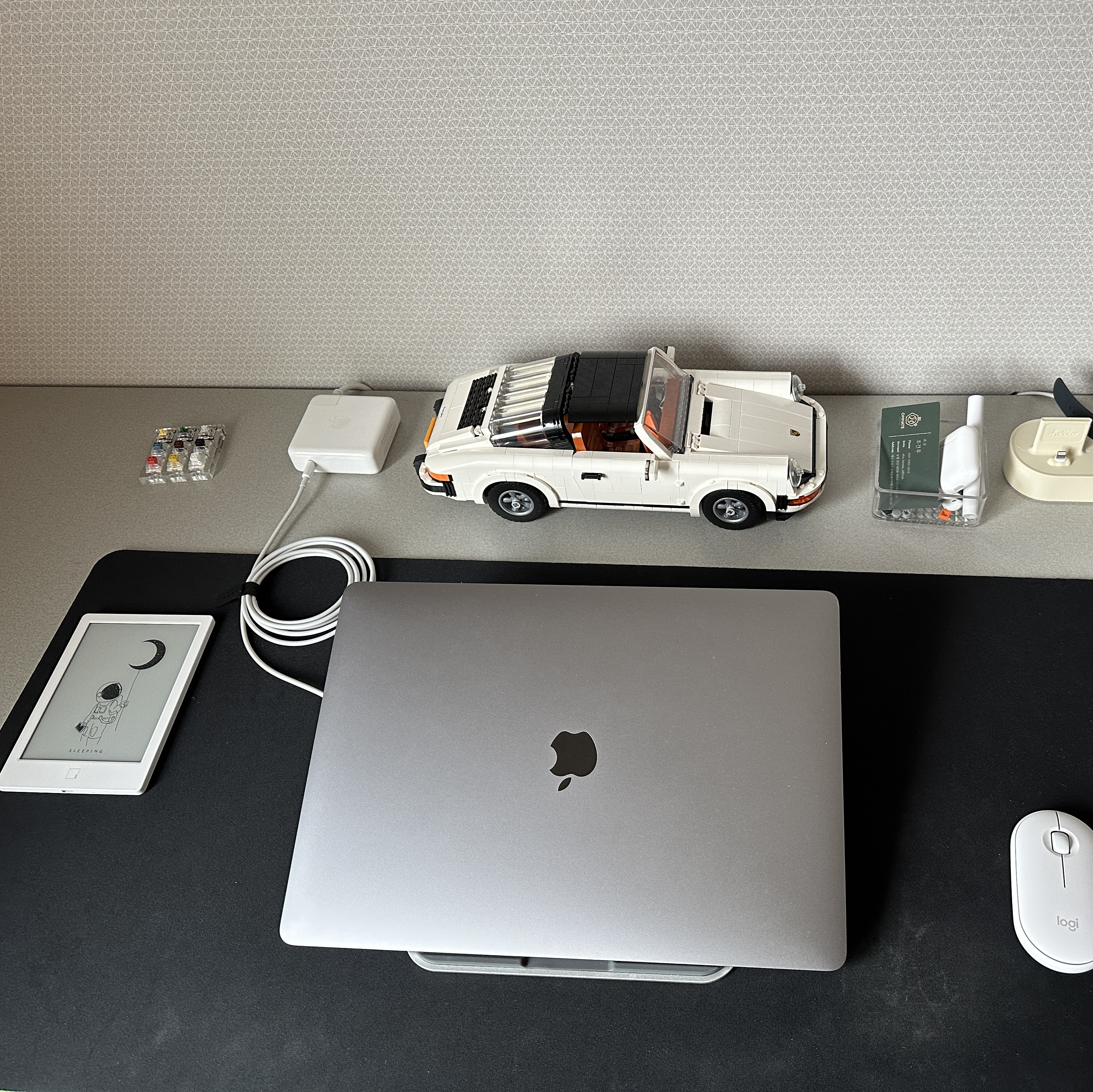 Lego Porsche 911, Apple 2023 MacBook Pro 16 M2 Pro 12-Core 1TB SSD / 16GB RAM Space Gray (Korean Ver.) 착용 스타일