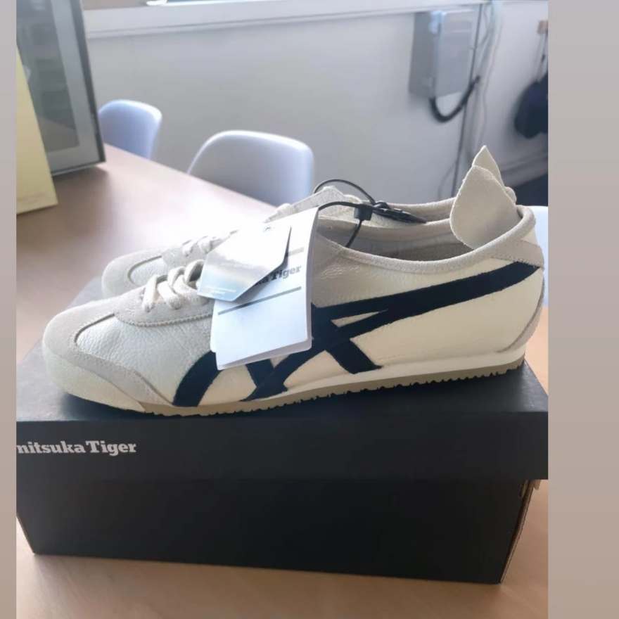Onitsuka Tiger Mexico 66 Vintage White Black 착용 스타일