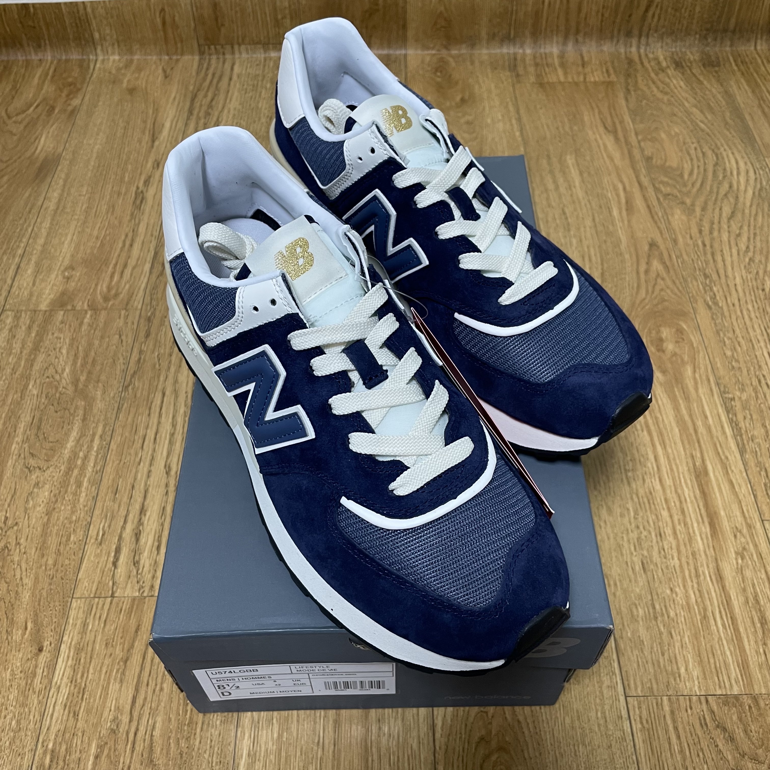 New Balance 574 Legacy Navy 착용 스타일