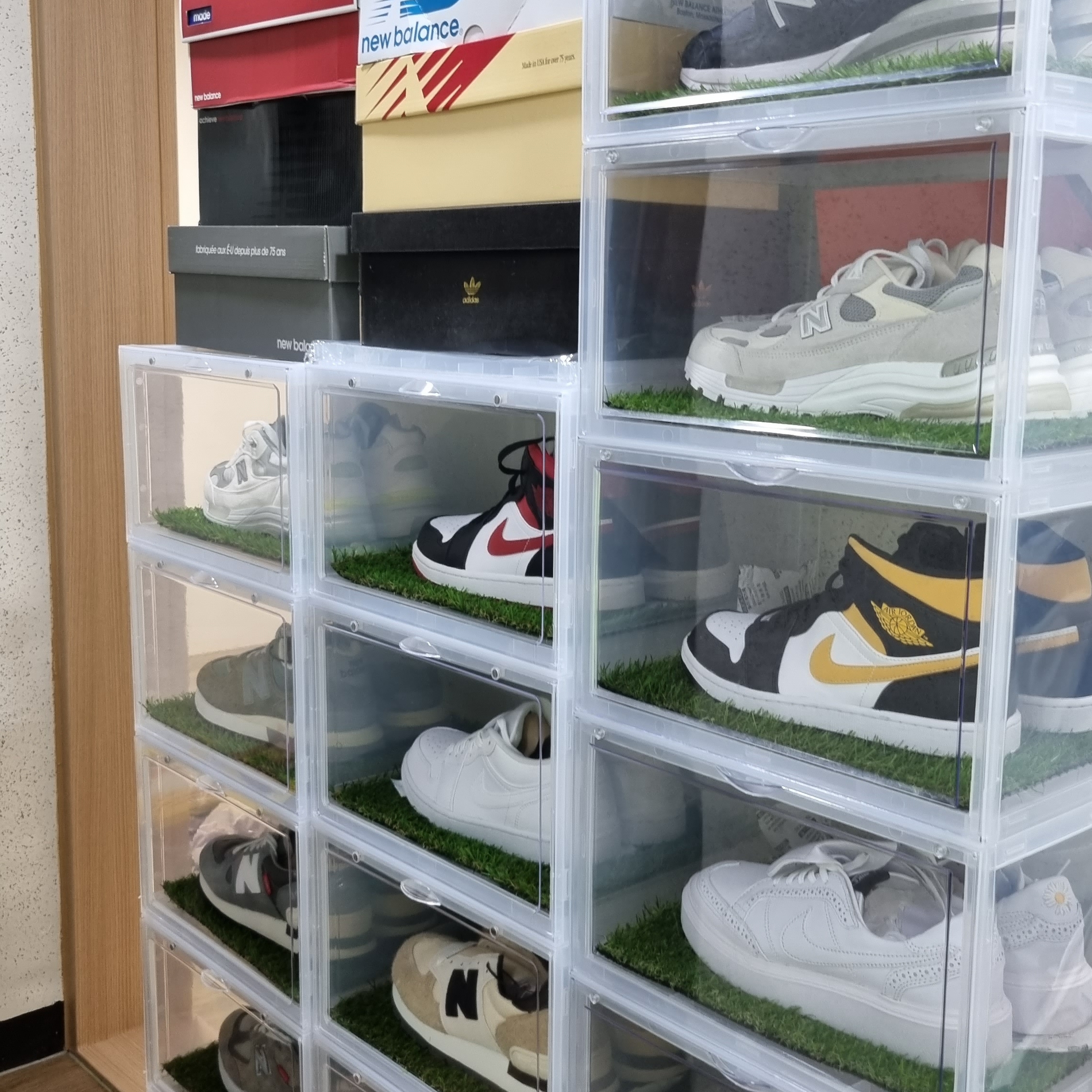 New Balance x Stone Island 574 Legacy Green 착용 스타일 - 2