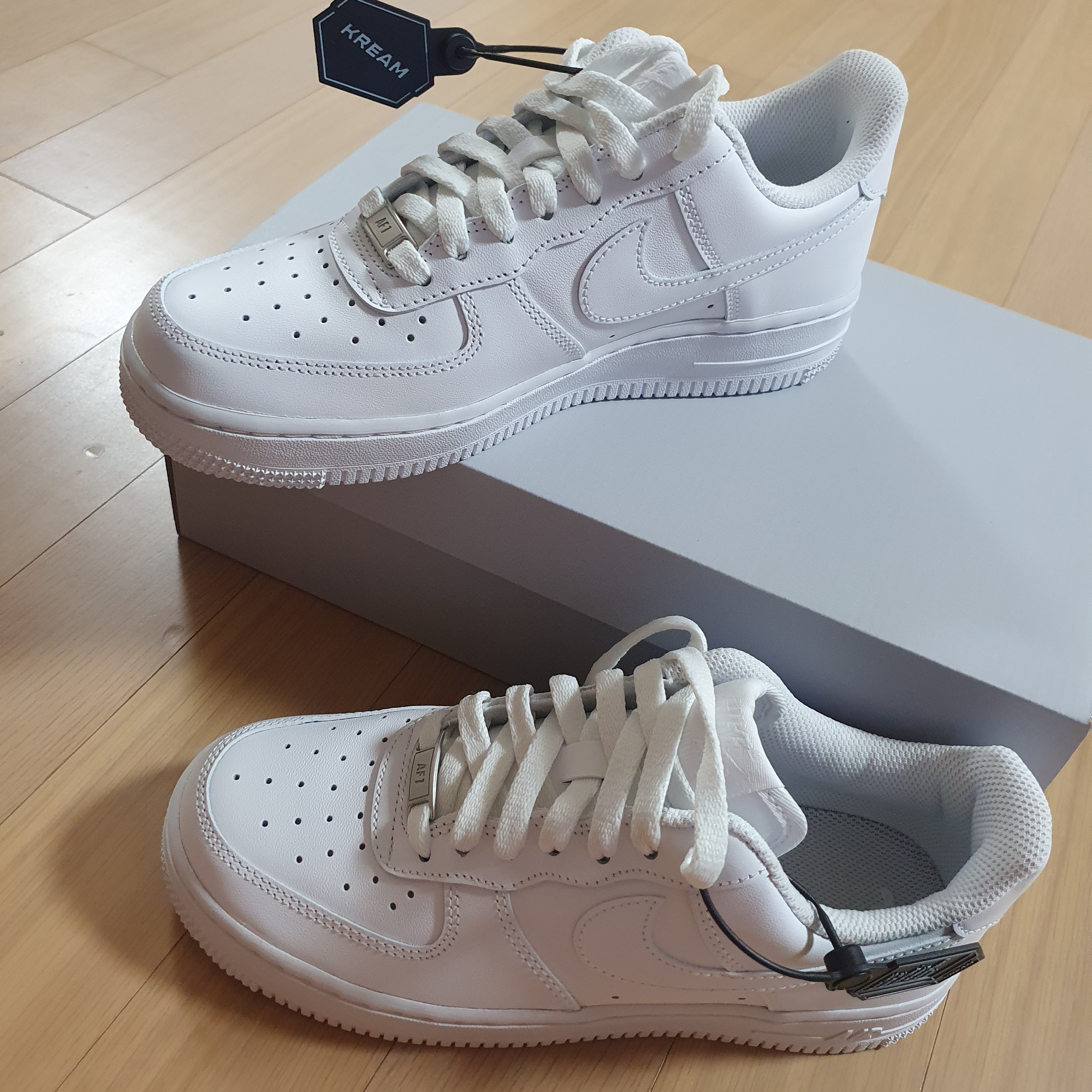 (W) Nike Air Force 1 '07 Low White 착용 스타일