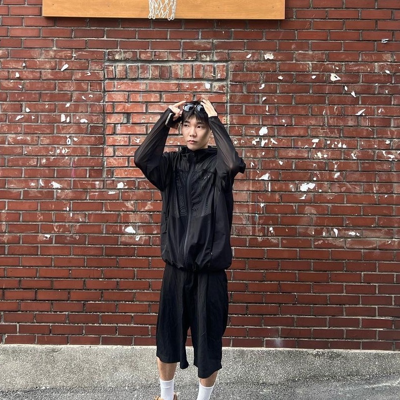 Art of Field Mesh Hood Zip-Up Black, Art of Field Mesh Hood Zip-Up White 착용 스타일