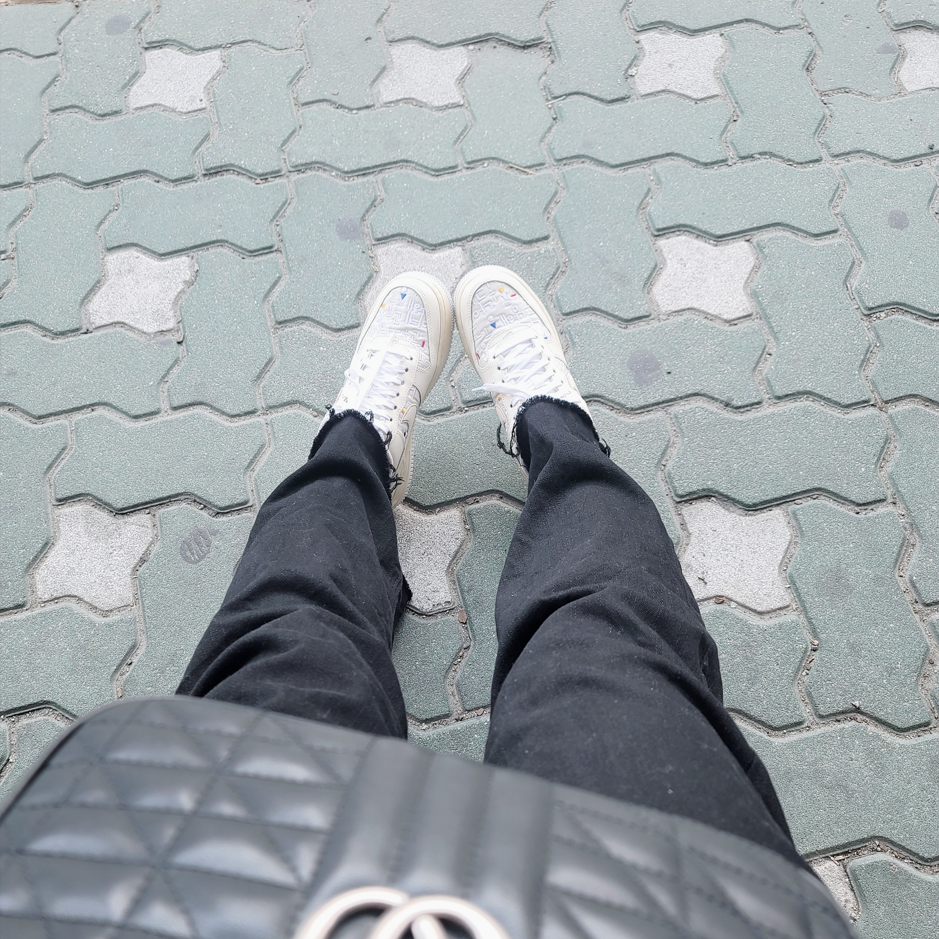 (W) Nike Air Force 1 '07 LV8 Hangul Day 착용 스타일