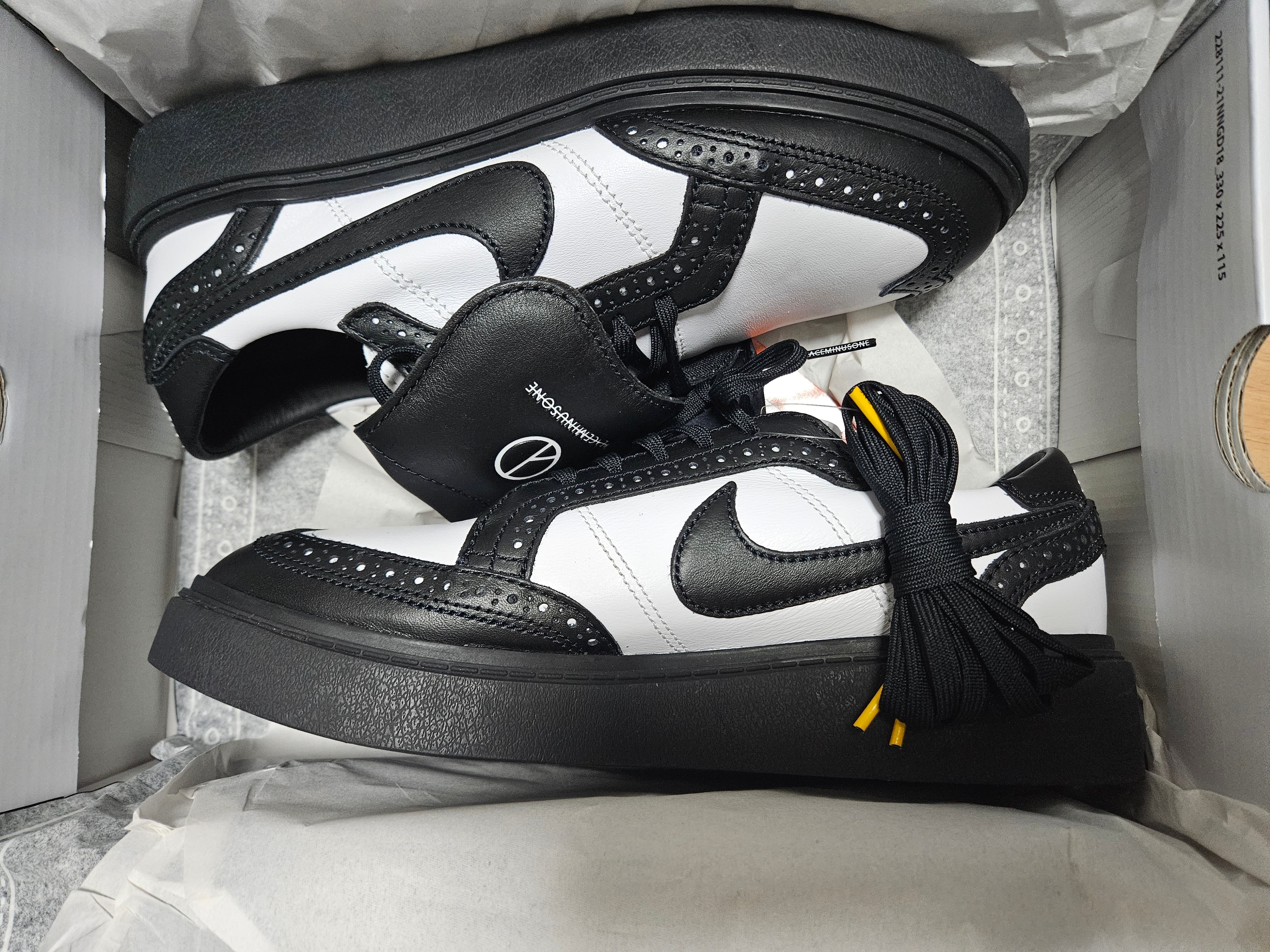 Nike x Peaceminusone Kwondo1 Black and White, Nike ACG 36 Backpack Black 착용 스타일 - 3
