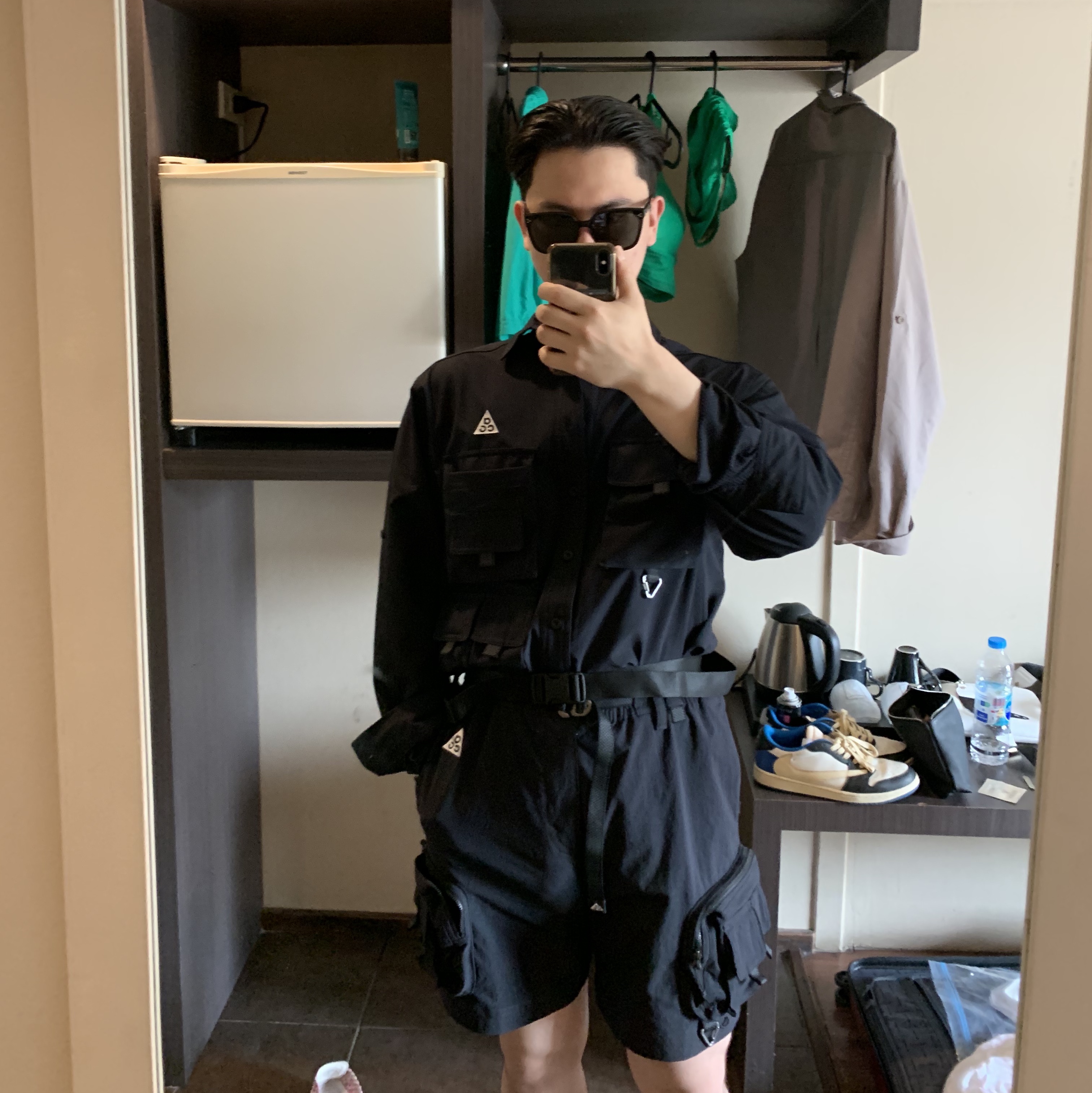 Nike ACG Devastation Trail Work Shirt Black - Asia, Nike ACG Cargo Shorts Black - US/EU 착용 스타일 - 2
