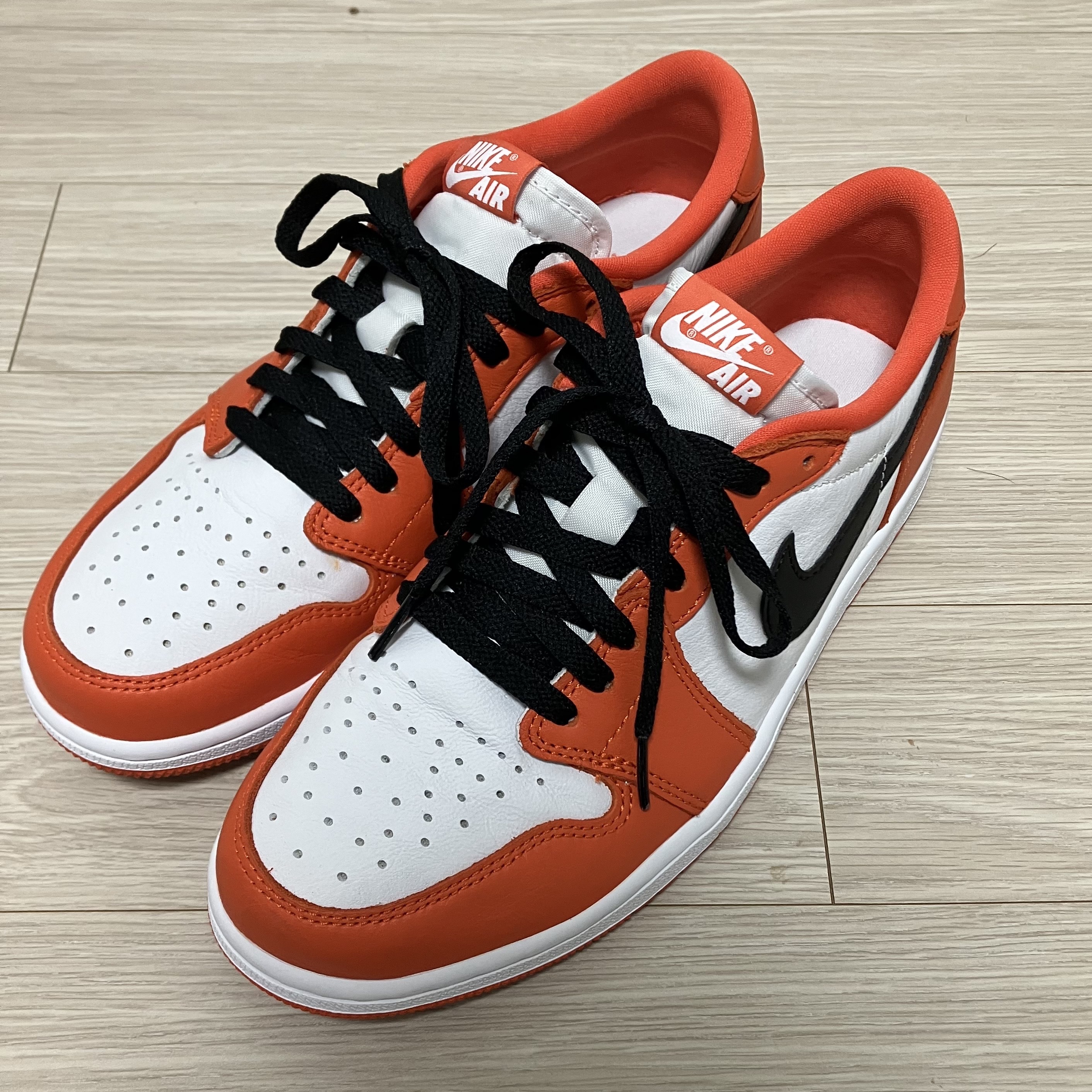Jordan 1 Low OG Starfish 착용 스타일