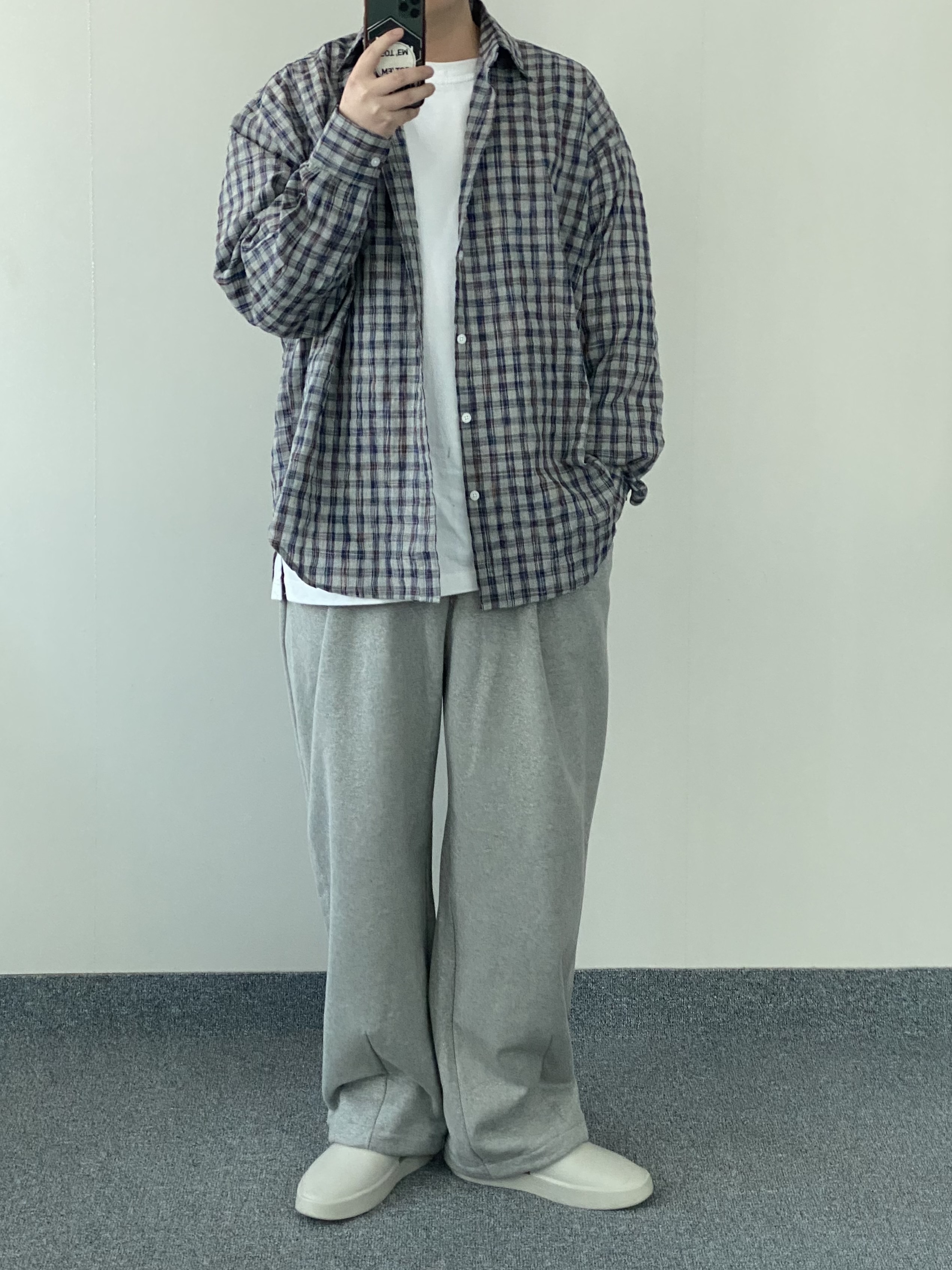 Fear of God The California Cement 착용 스타일