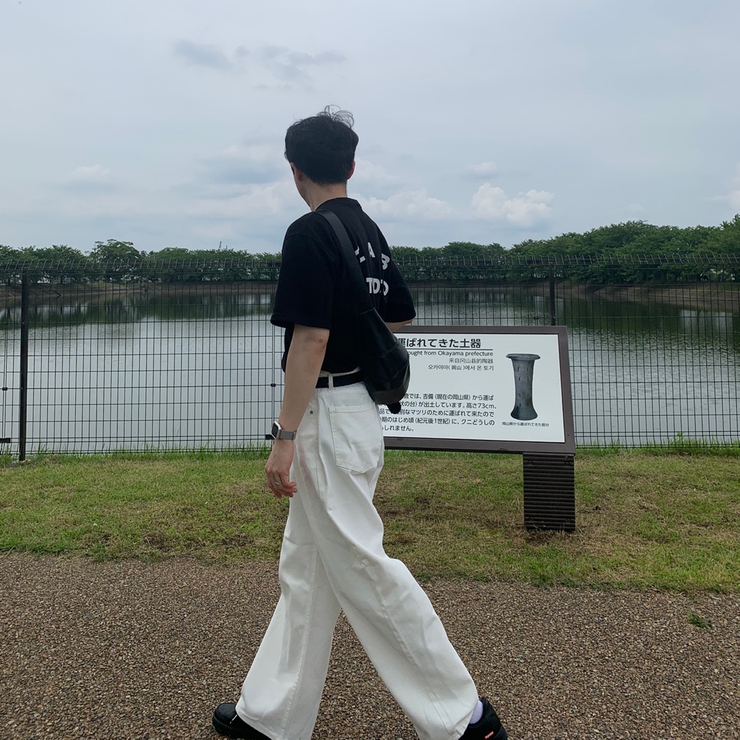 IAB Studio T-Shirt Black, Nike x Supreme Air Force 1 Low Black 착용 스타일 - 1