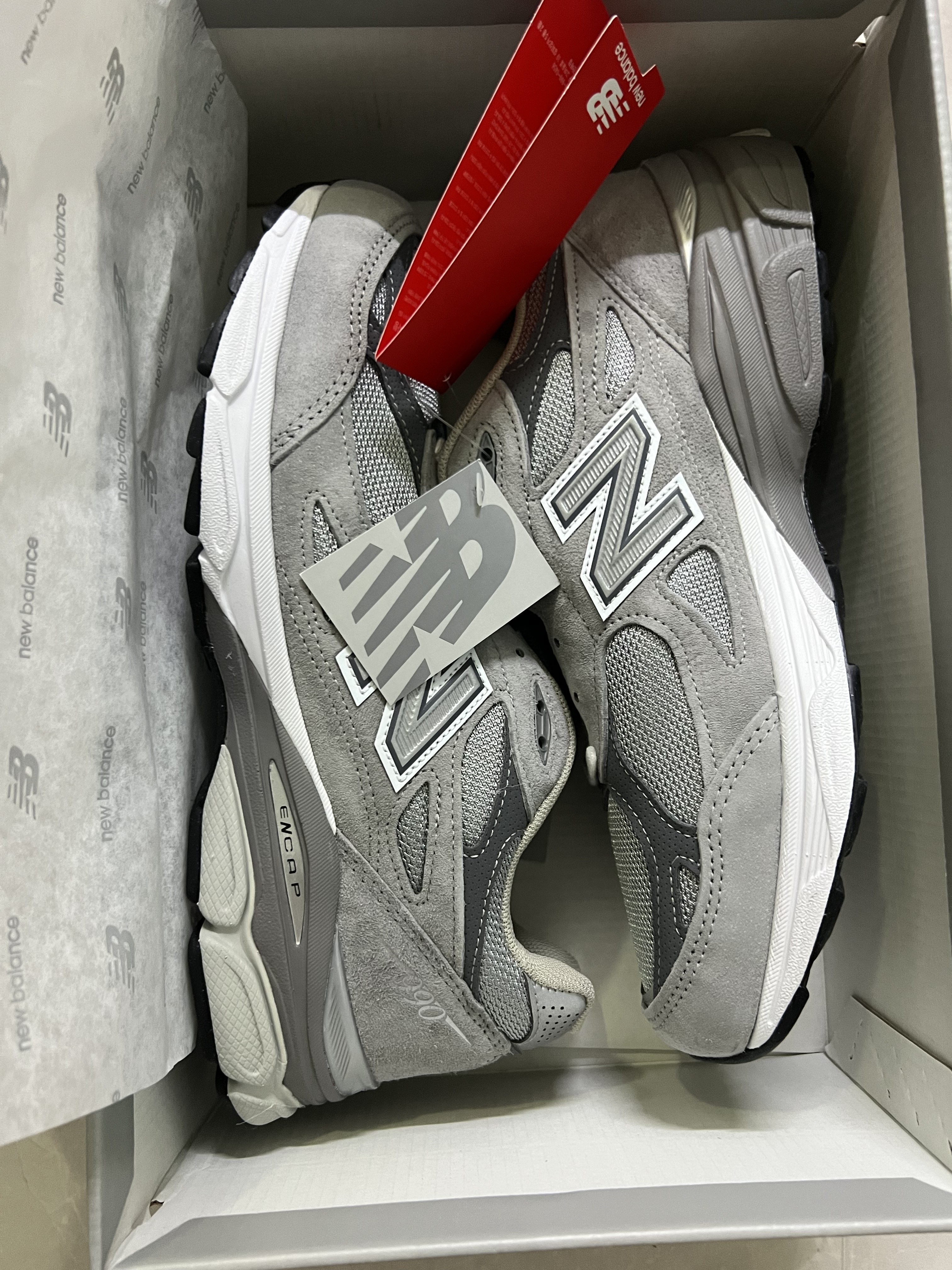 New Balance 990v3 Made in USA Grey - D Standard 착용 스타일