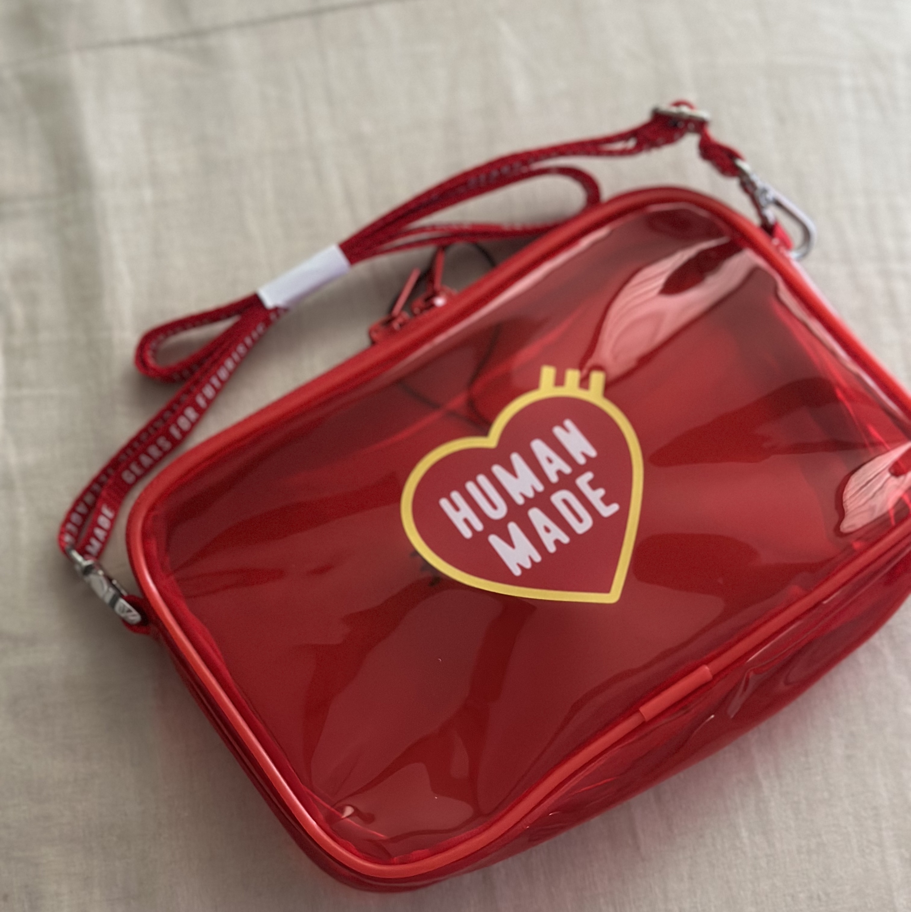 Human Made PVC Pouch Medium Red 착용 스타일