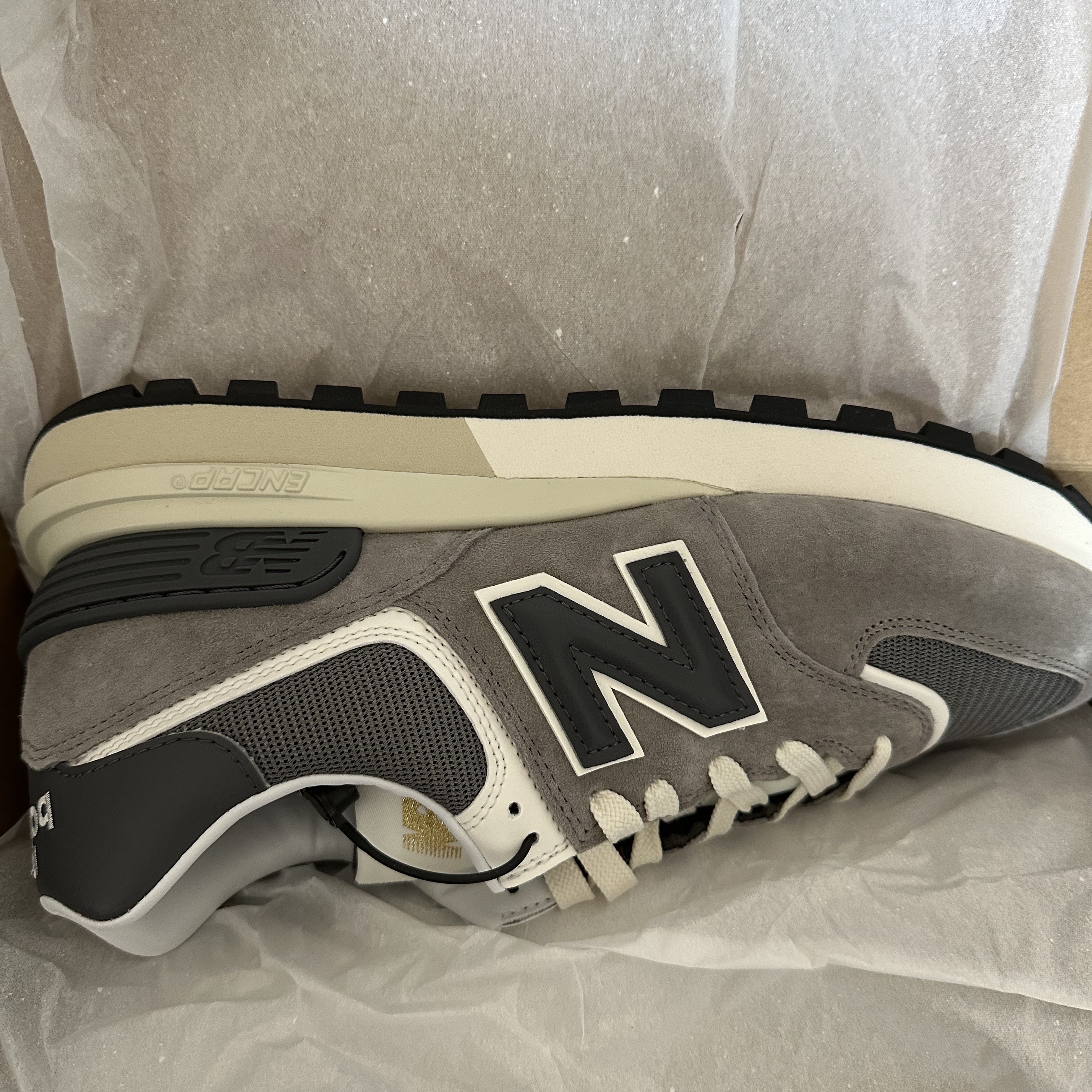 New Balance 574 Legacy Grey 착용 스타일 - 5