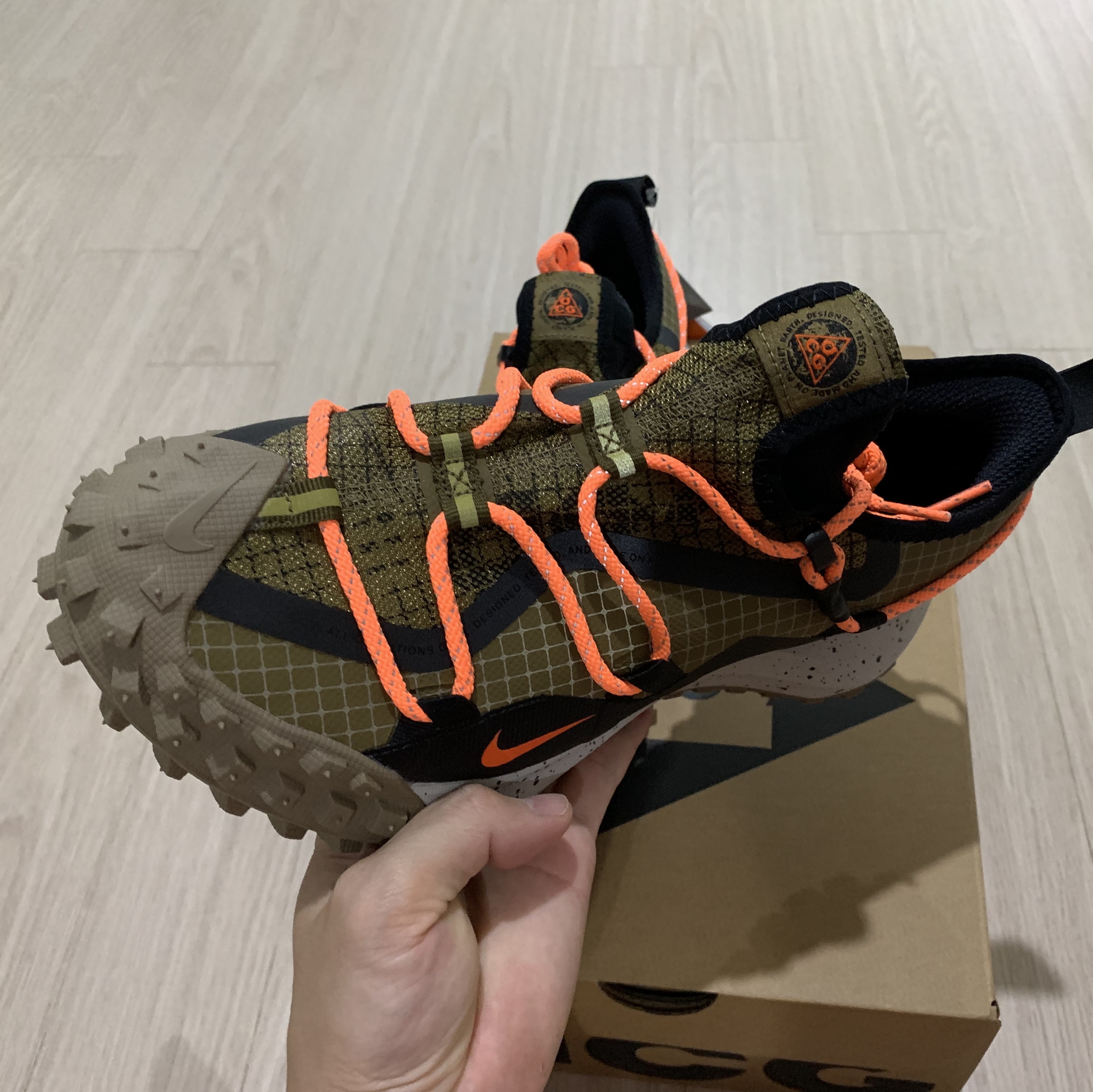 Nike ACG Mountain Fly Low Gore-Tex SE Hazel Rush 착용 스타일 - 3