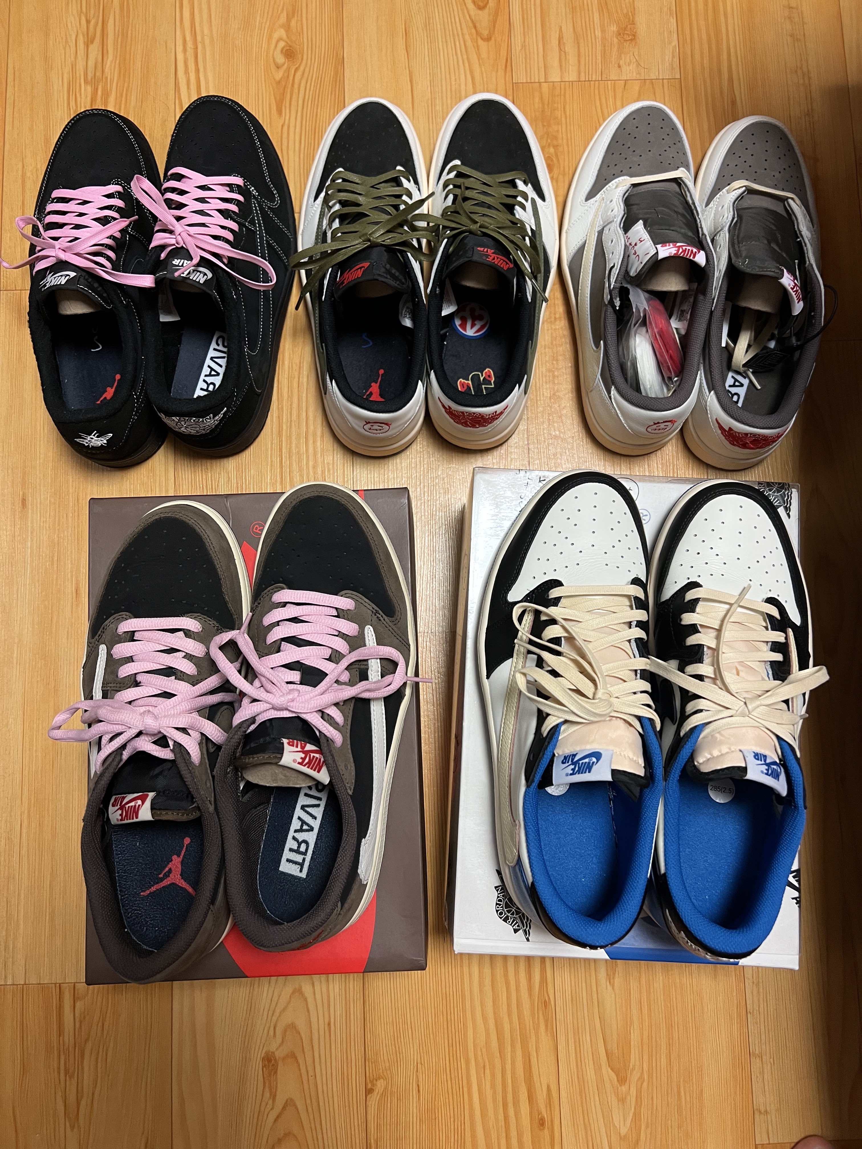 Jordan 1 x Travis Scott Retro Low OG SP Sail and Ridgerock, (W) Jordan 1 x Travis Scott Retro Low OG SP Medium Olive 착용 스타일 - 2