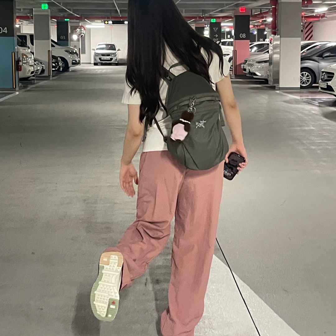 Salomon RX Moc Cottage Core Vanilla Ice Desert Sage, Arc'teryx Heliad 15 Backpack Forage 착용 스타일