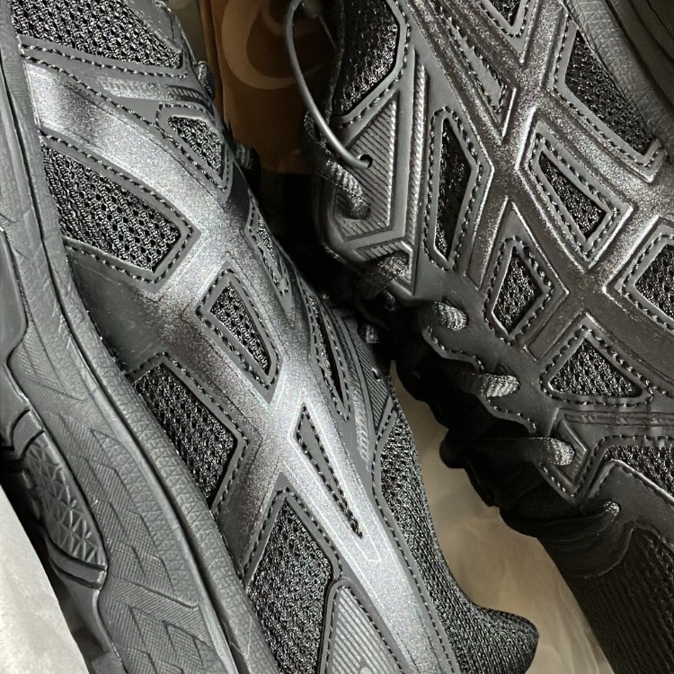 Asics Jog 100 T Black - 4E Extra Wide 착용 스타일
