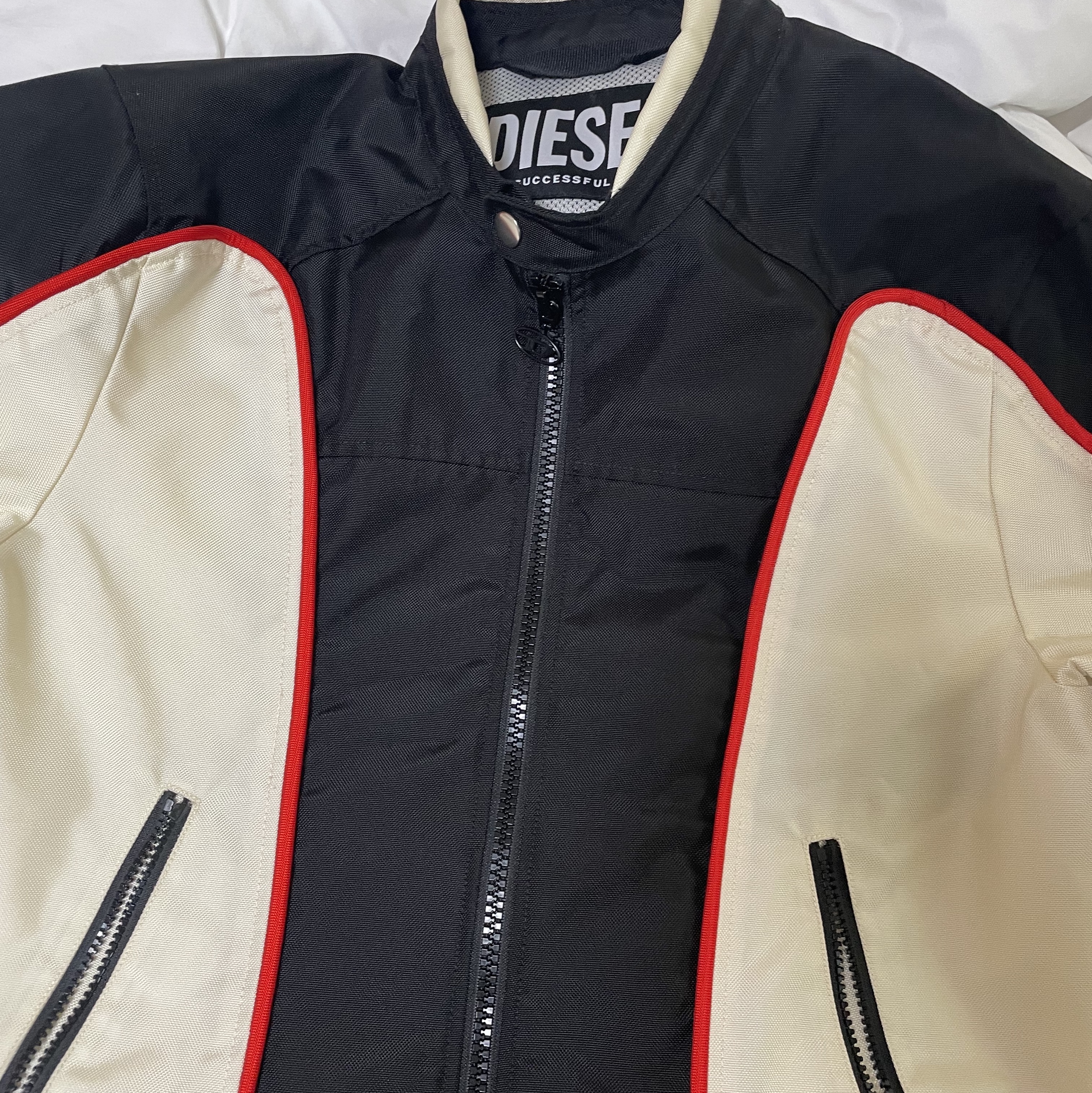 Diesel J-Blink Biker Jacket in Colour-Block Nylon Black White 착용 스타일 - 1