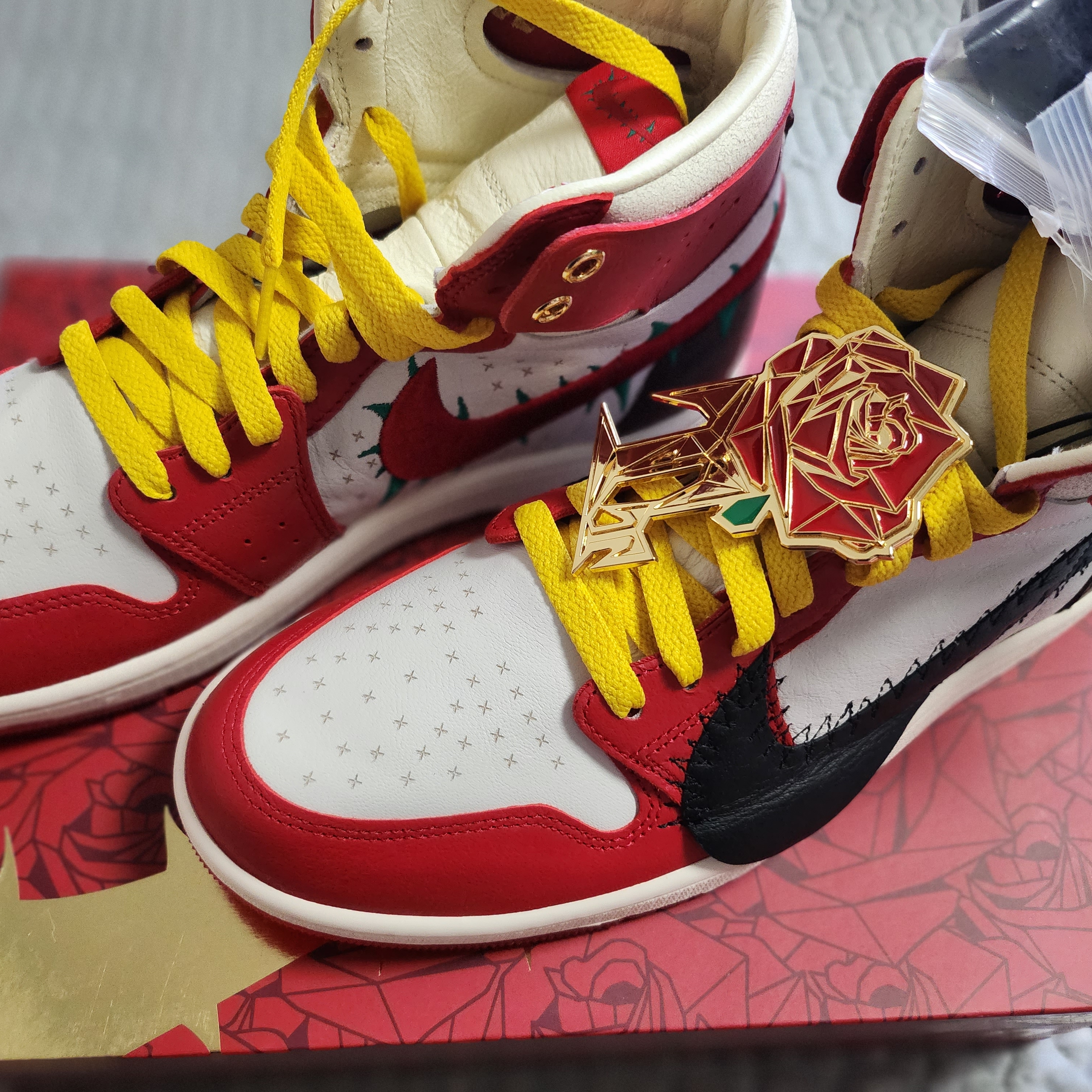 (W) Jordan 1 x Teyana Taylor Zoom CMFT 2 Gym Red 착용 스타일 - 5