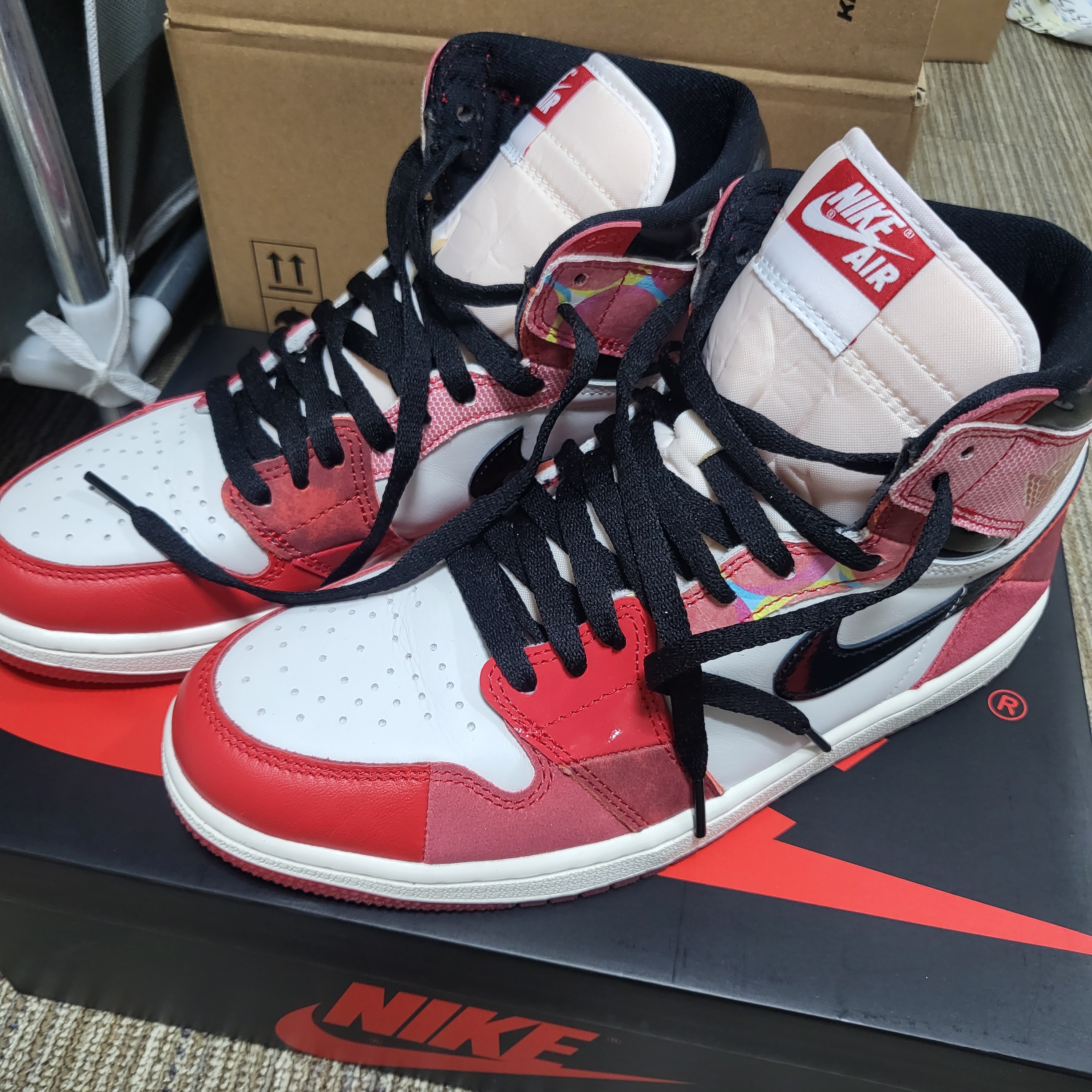 Jordan 1 Retro High Spider-Man Next Chapter 착용 스타일