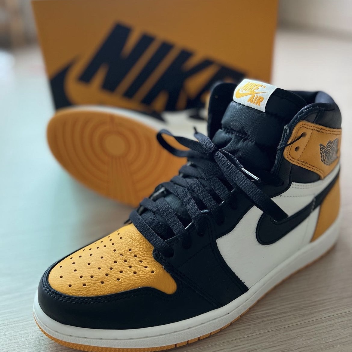 Jordan 1 Retro High OG Taxi 착용 스타일