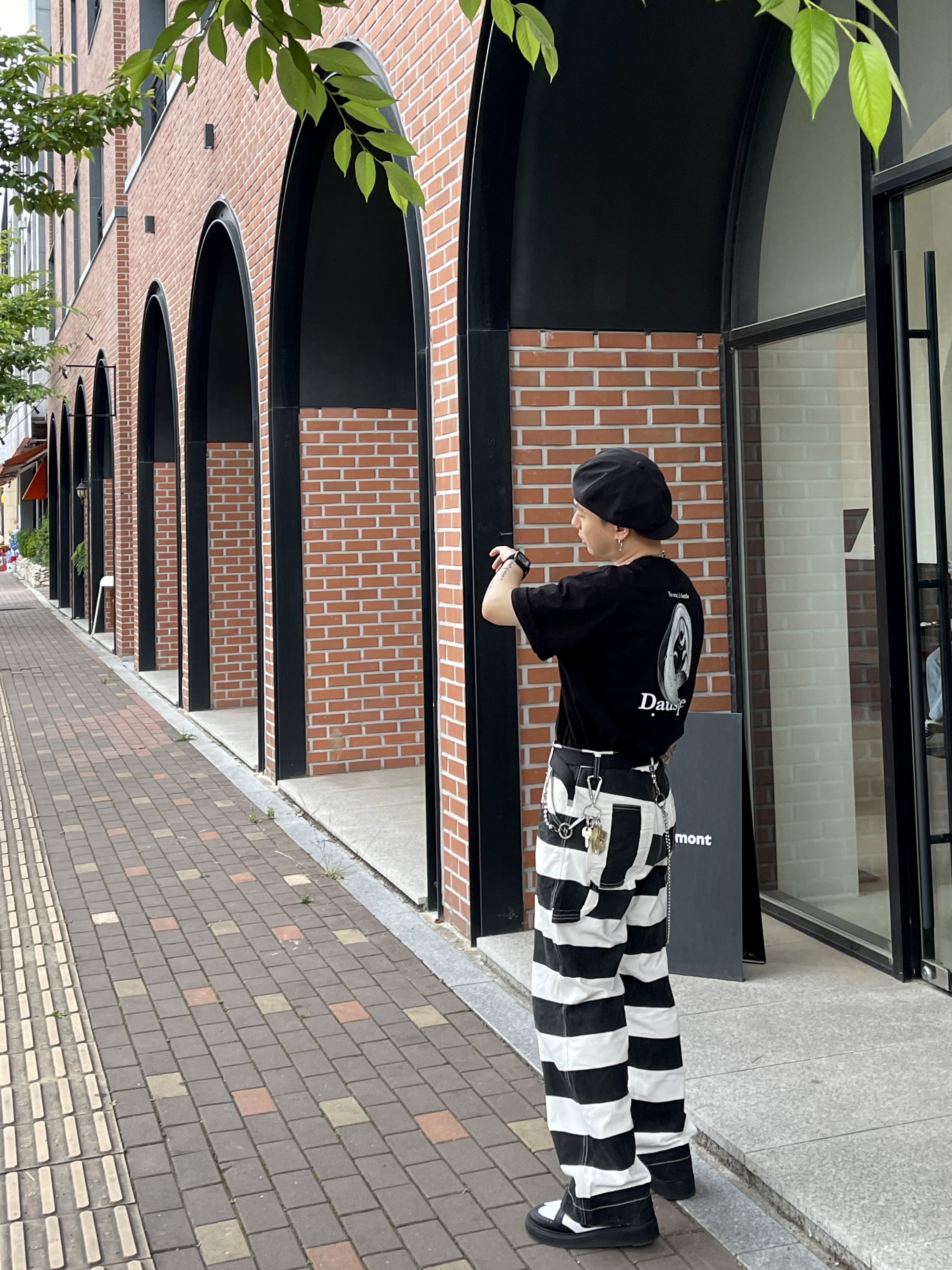 Nike x Peaceminusone Kwondo1 Black and White 착용 스타일