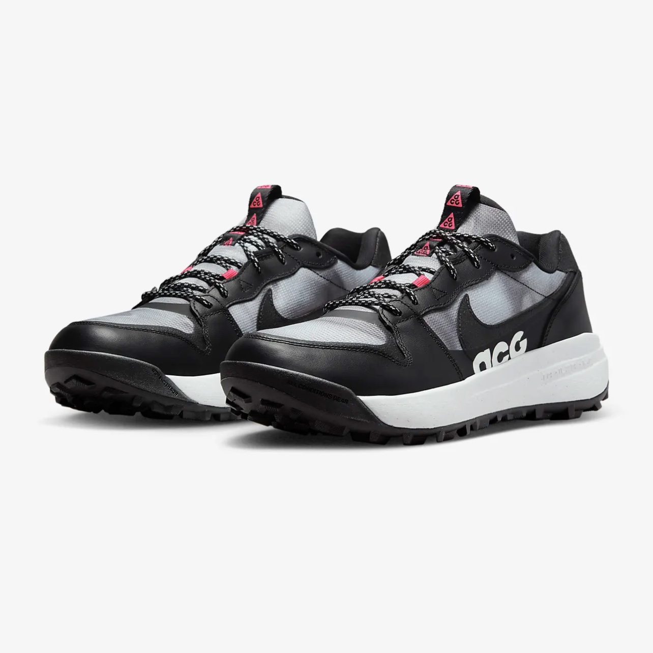 Nike ACG Lowcate SE Black Hyper Pink 착용 스타일 - 4