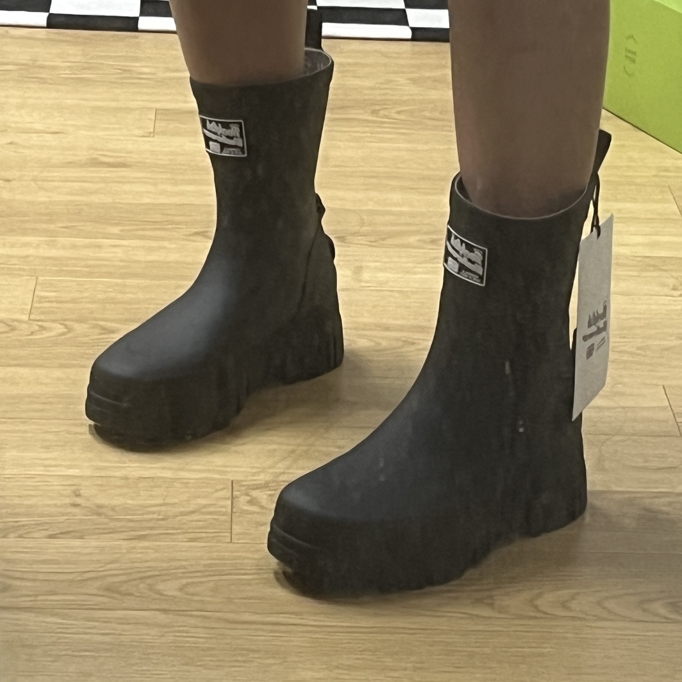 (W) Rockfishweatherwear Flatform Middle Rain Boots Black 착용 스타일