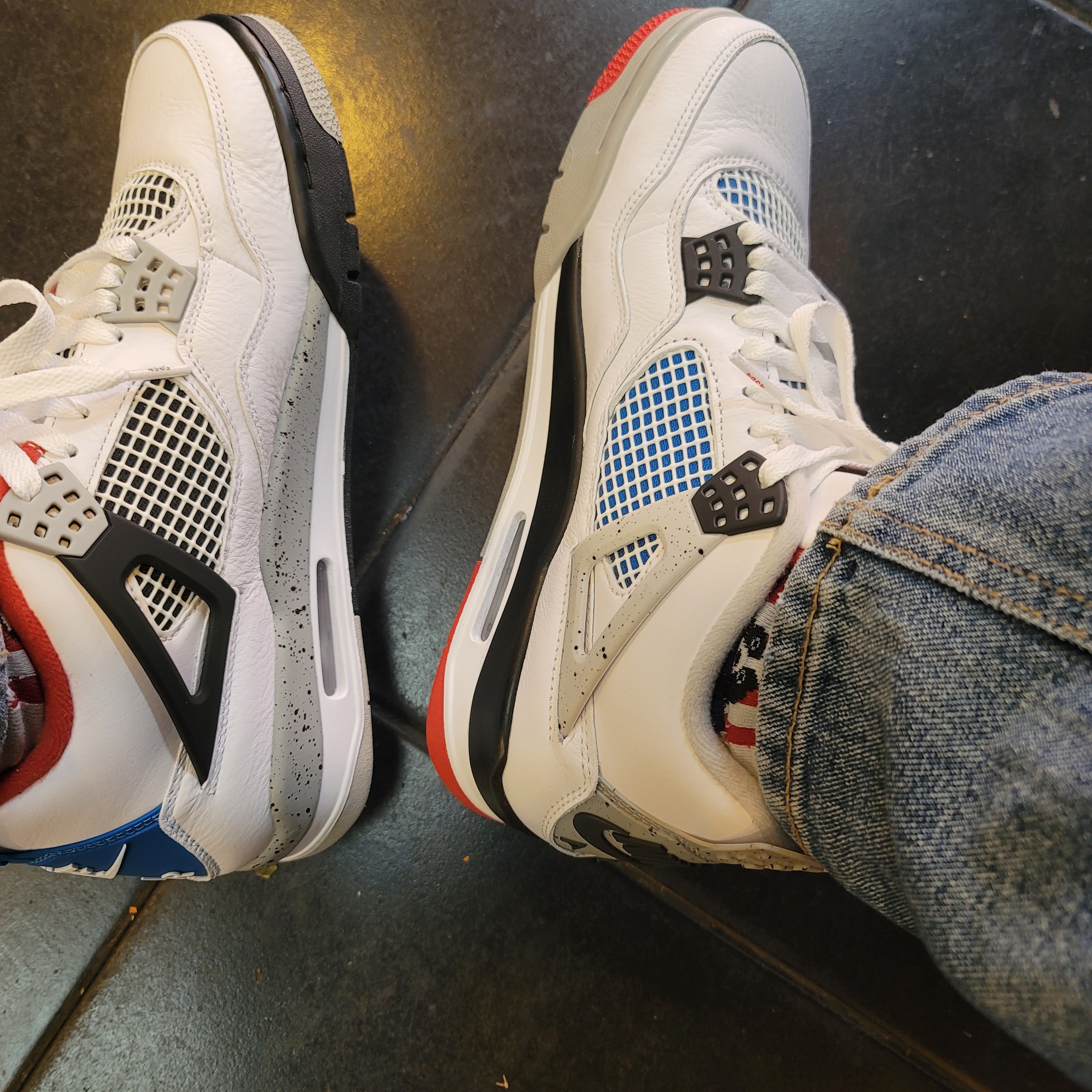 Jordan 4 Retro What The 4 착용 스타일