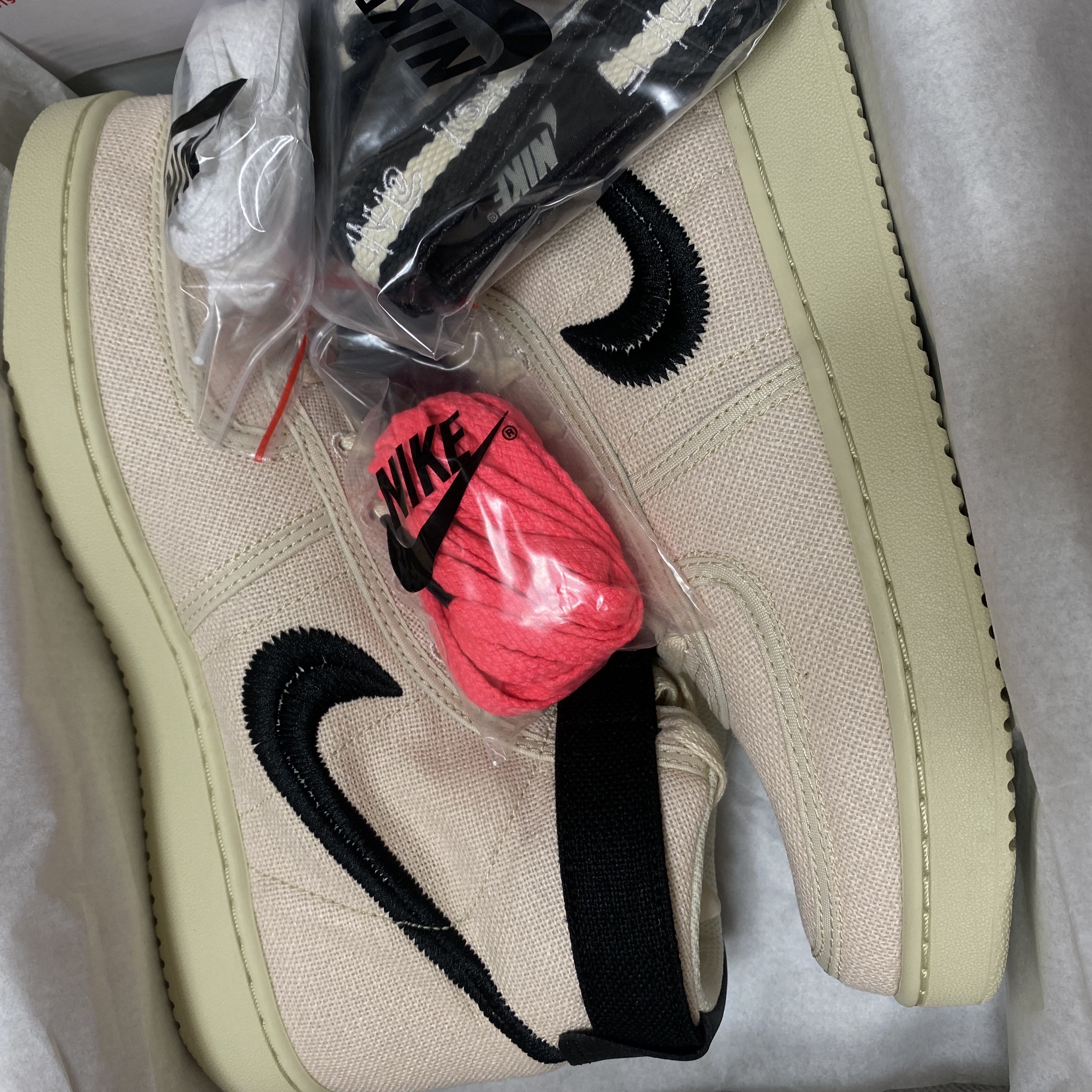 Nike x Stussy Vandal High Fossil 착용 스타일