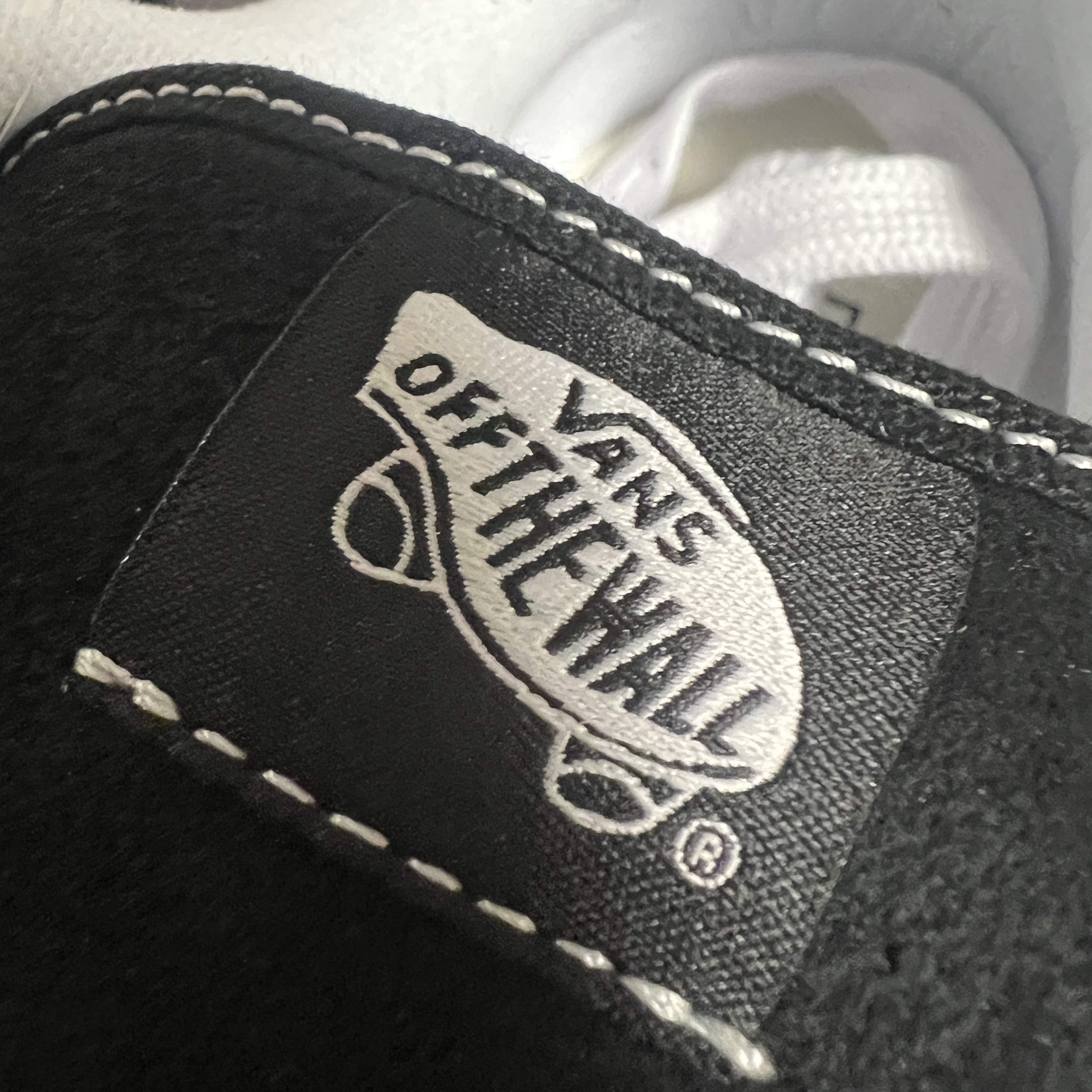 Vans x Peaches. Knu-Skool Black Pink 착용 스타일 - 3