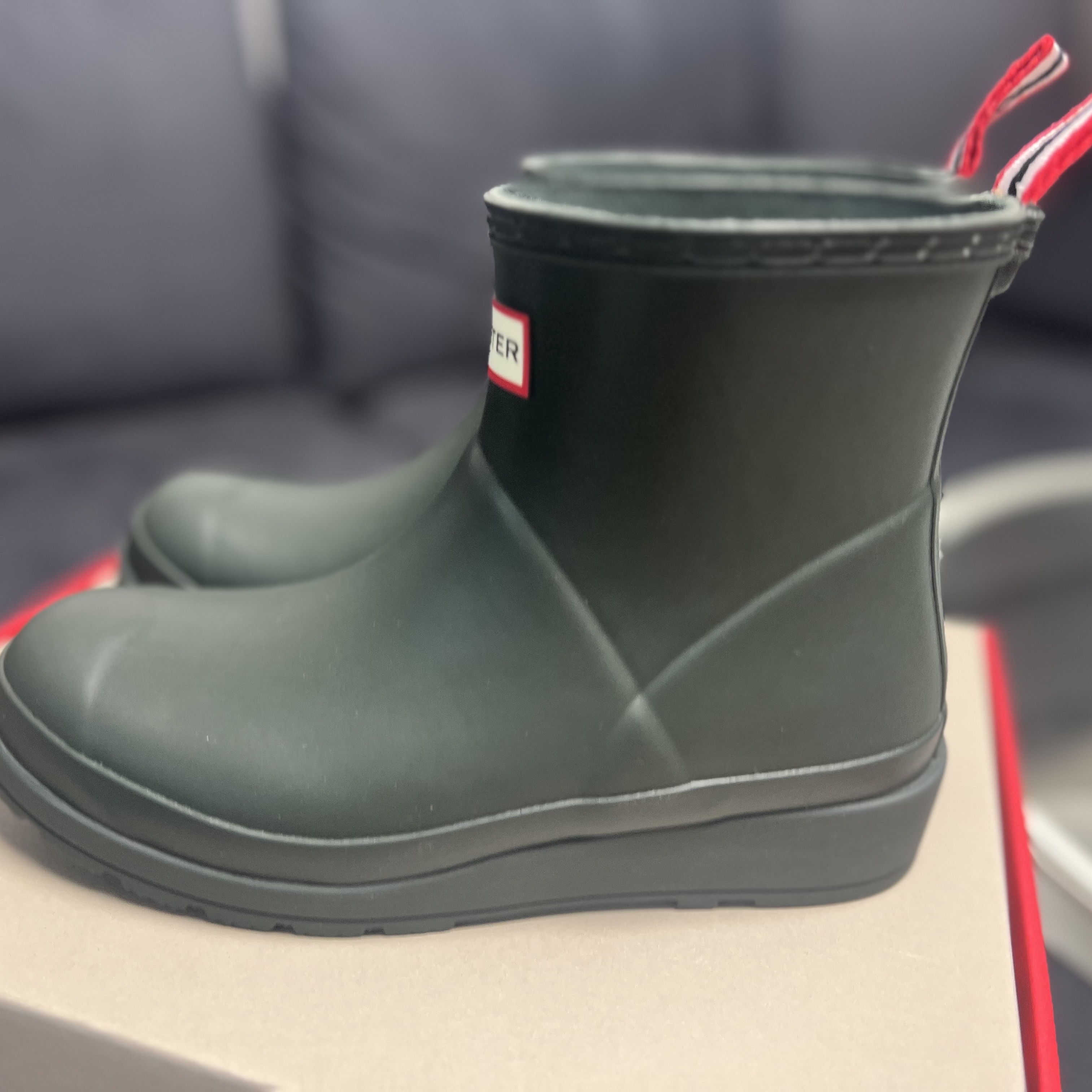 (W) Hunter Play Short Wellington Boots Arctic Moss 착용 스타일 - 2
