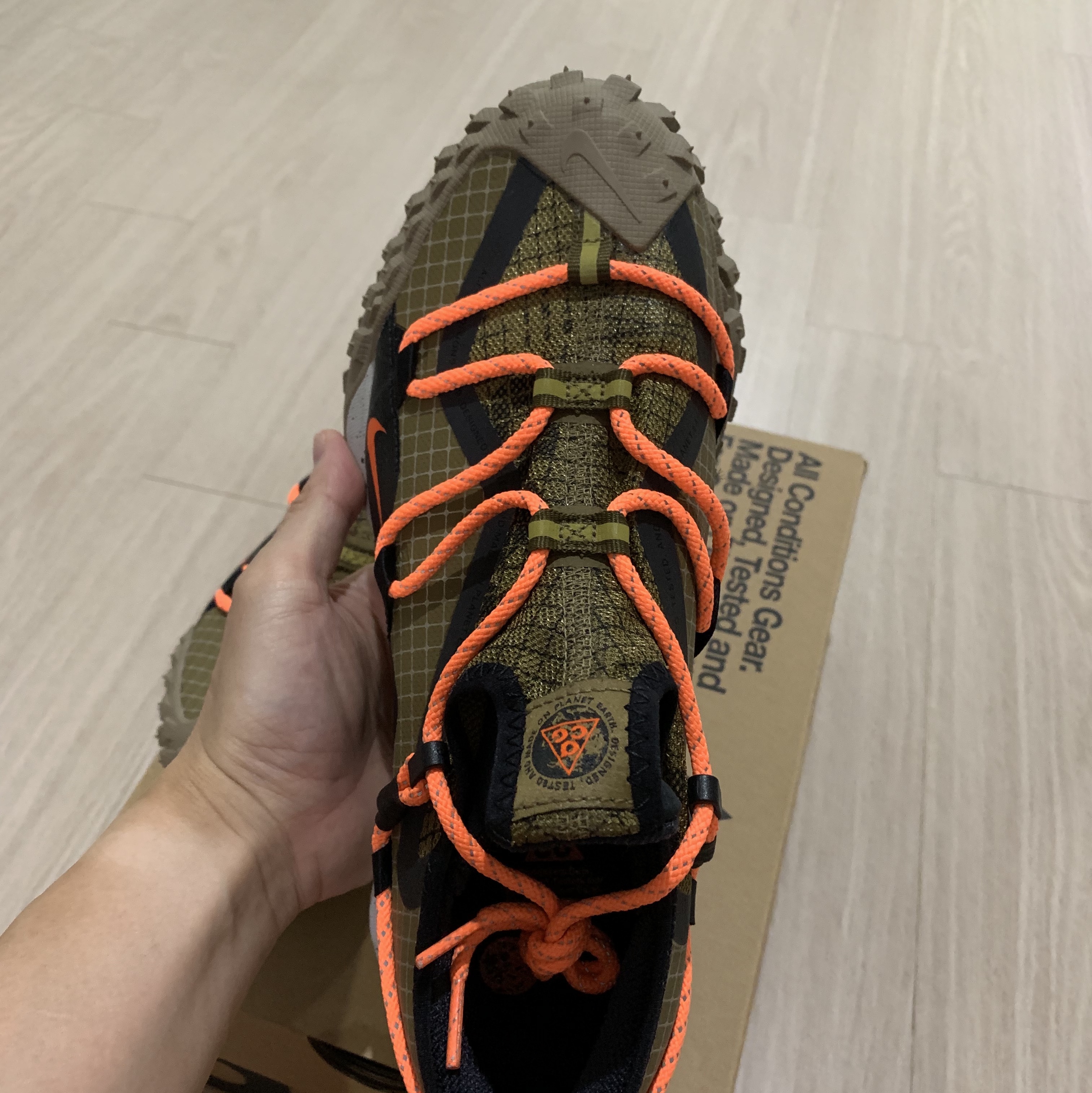 Nike ACG Mountain Fly Low Gore-Tex SE Hazel Rush 착용 스타일 - 4