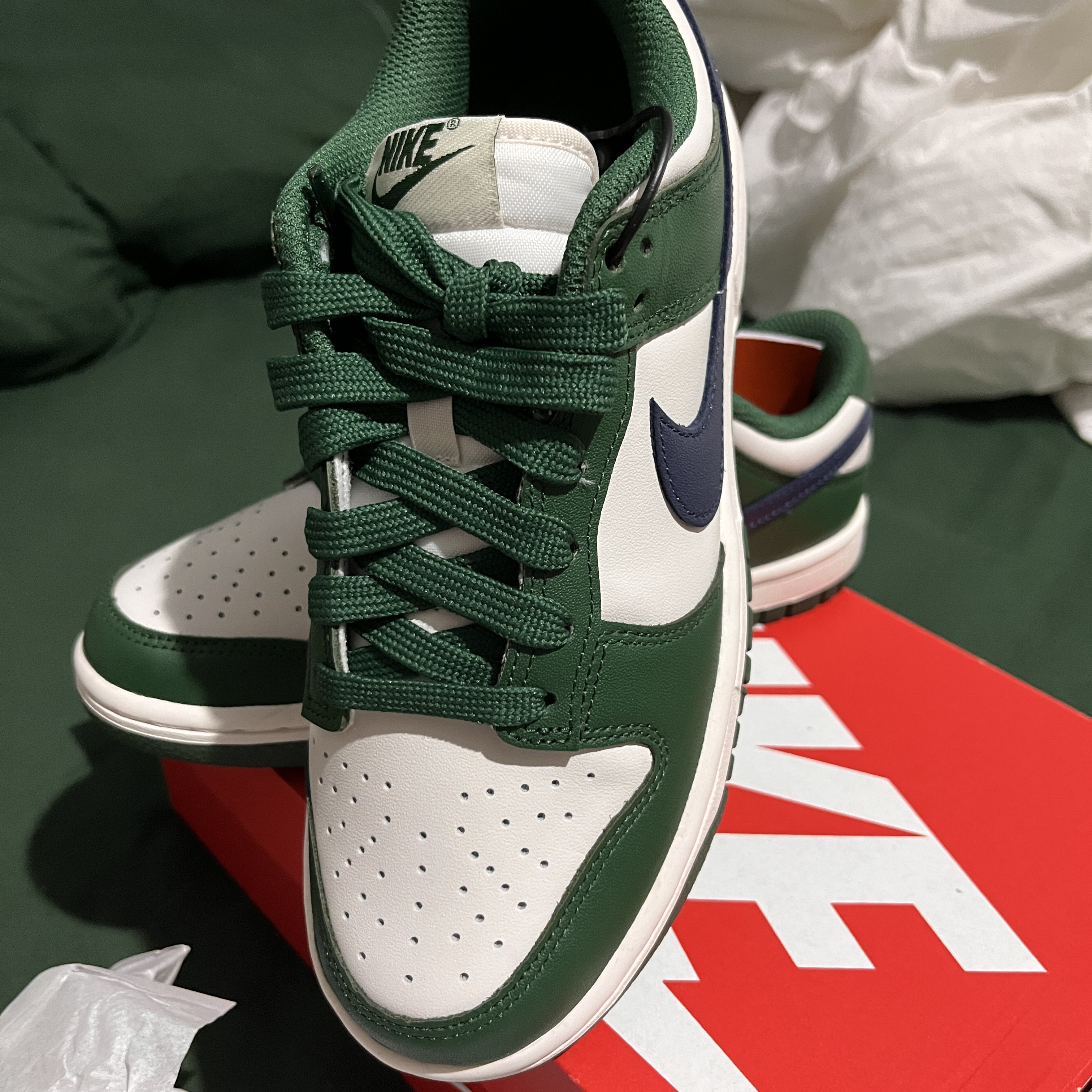 (W) Nike Dunk Low Gorge Green 착용 스타일 - 2