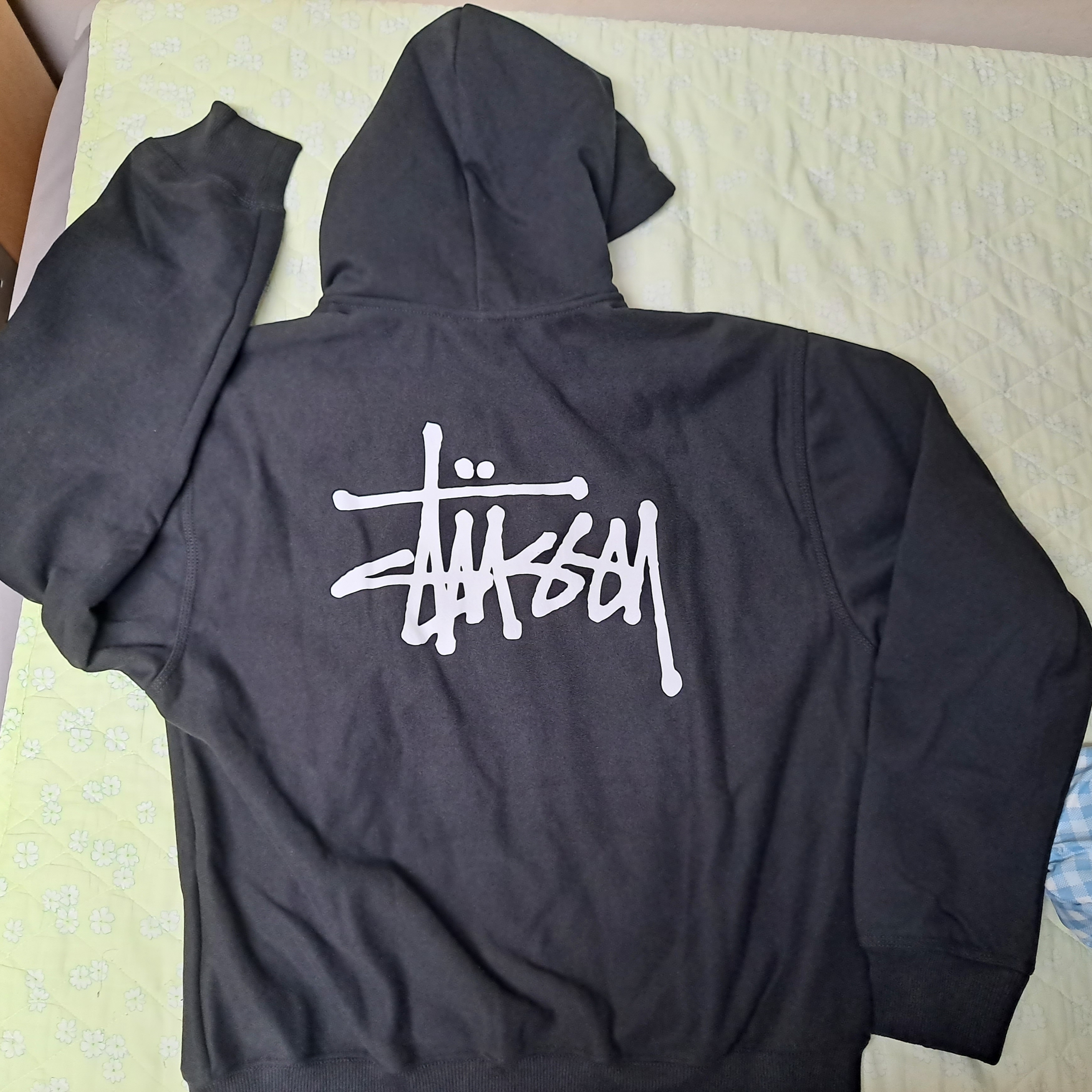 Stussy Basic Stussy Zip Hoodie Black 2023 착용 스타일 - 2