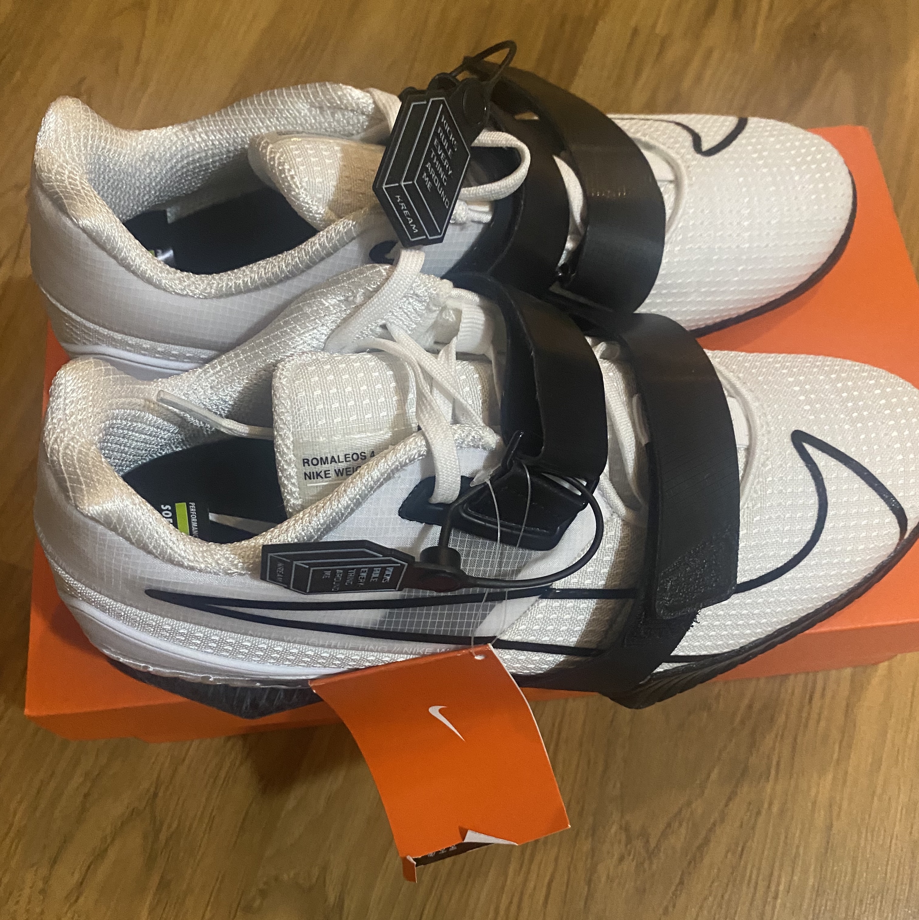 Nike Romaleos 4 White 착용 스타일
