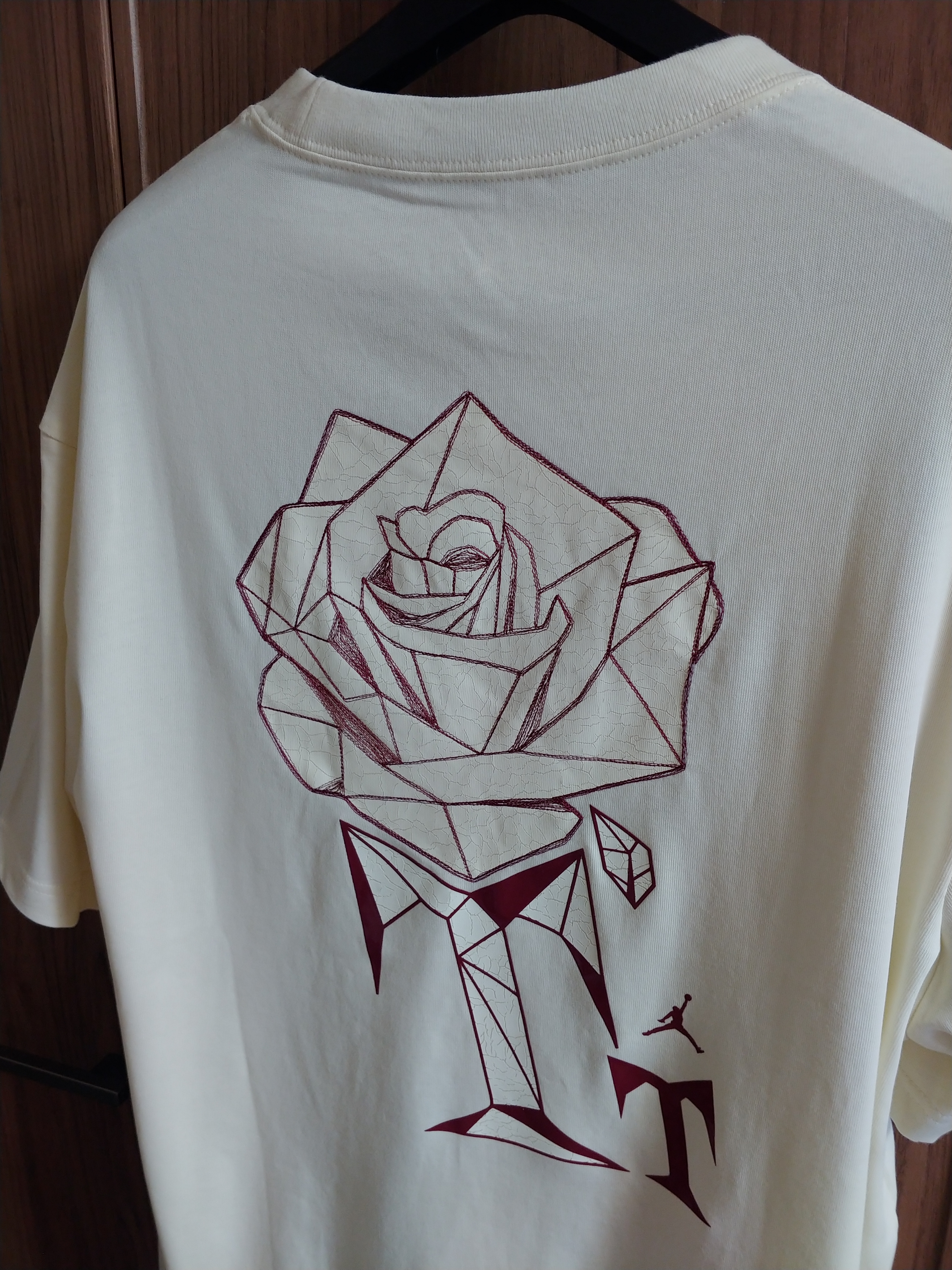 (W) Jordan x Teyana Taylor Vintage T-Shirt Coconut Milk - Asia 착용 스타일