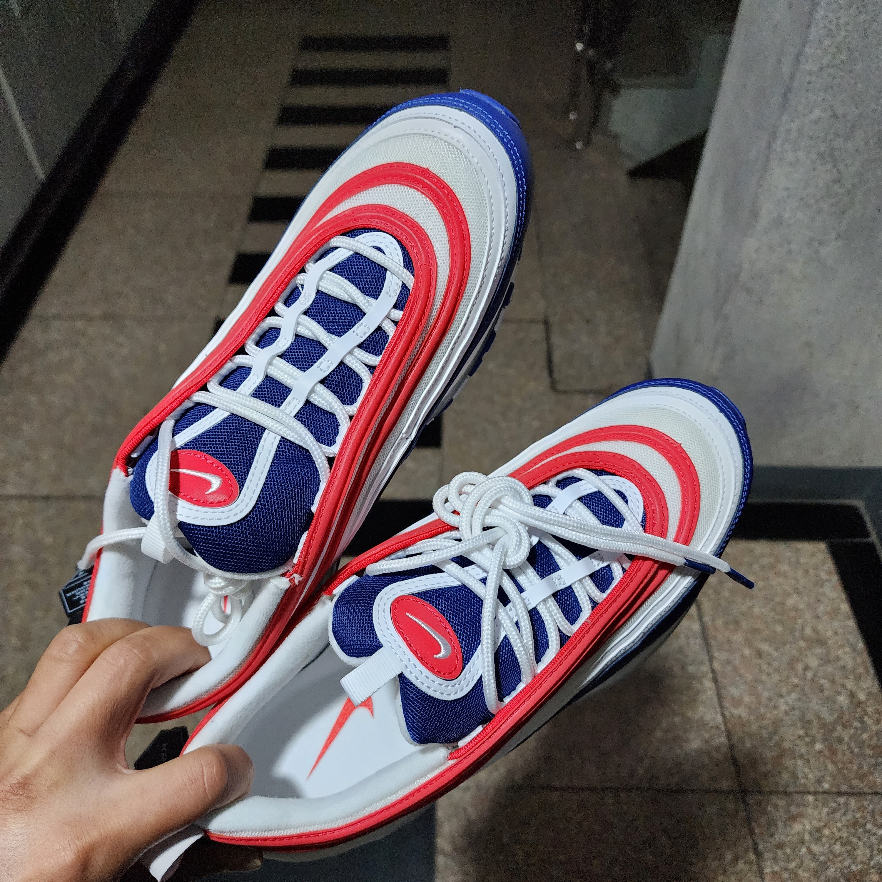 Nike Air Max 97 USA 착용 스타일 - 1