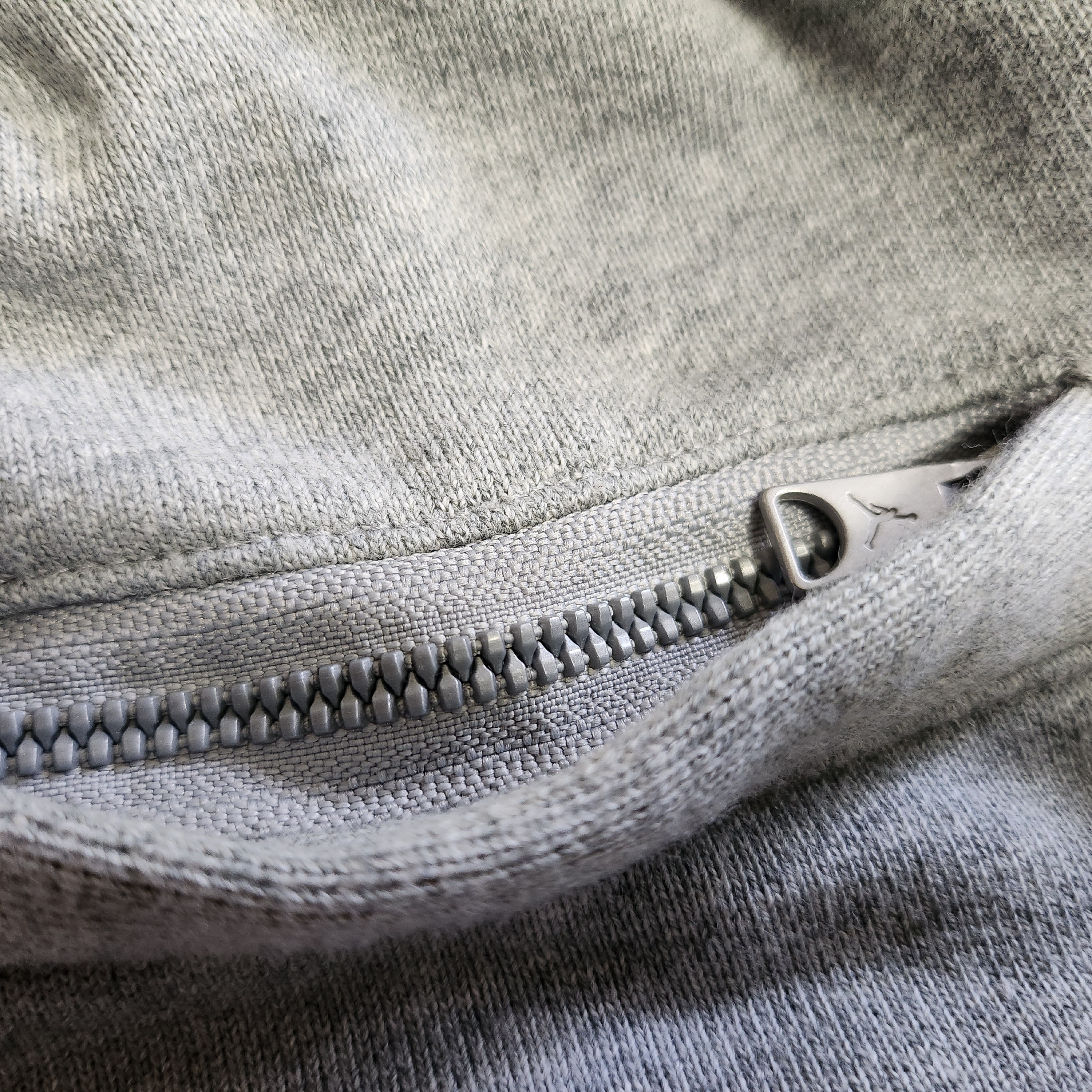 (W) Jordan x Teyana Taylor Fleece Pants Dark Grey Heather - Asia 착용 스타일 - 5