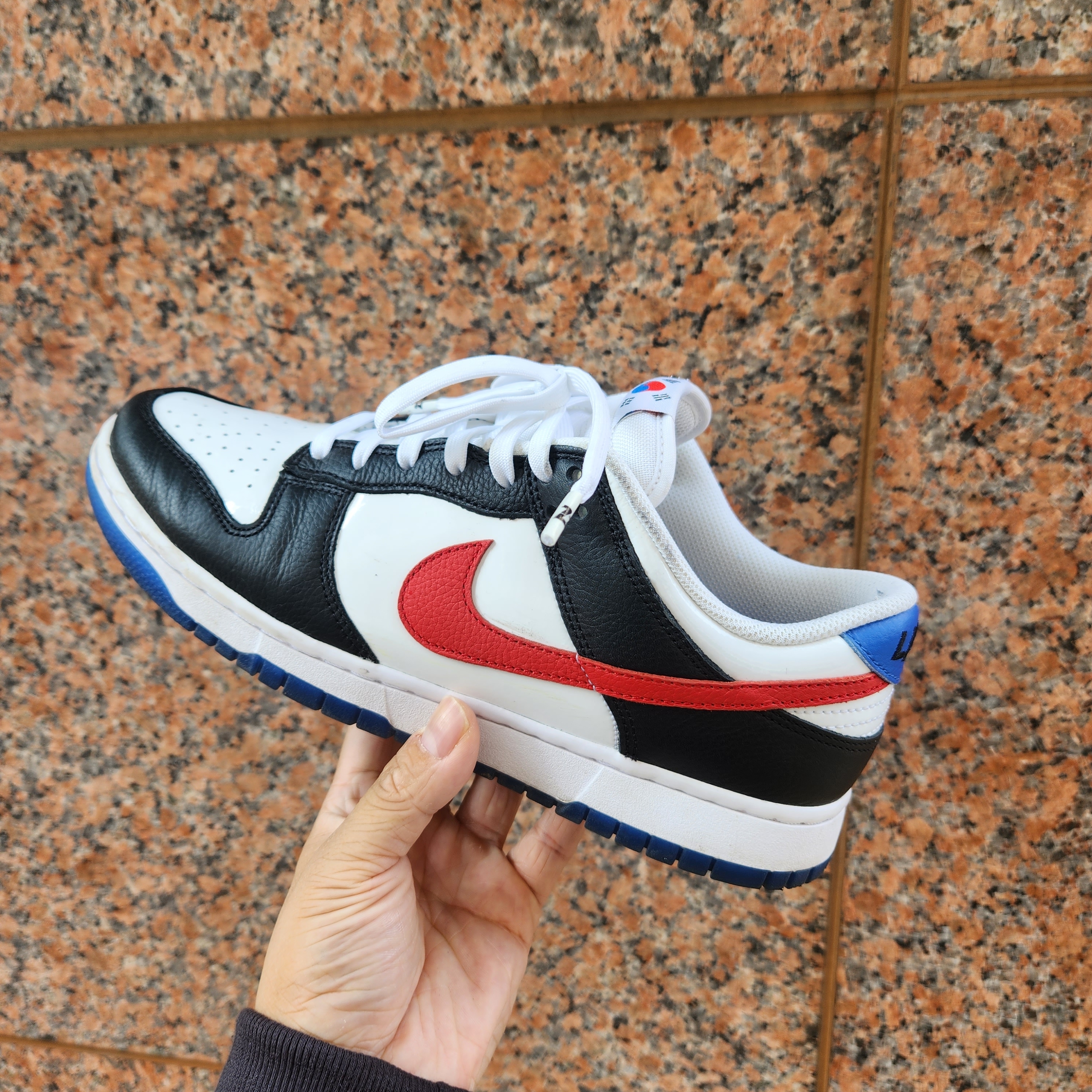 Nike Dunk Low SE Seoul 착용 스타일