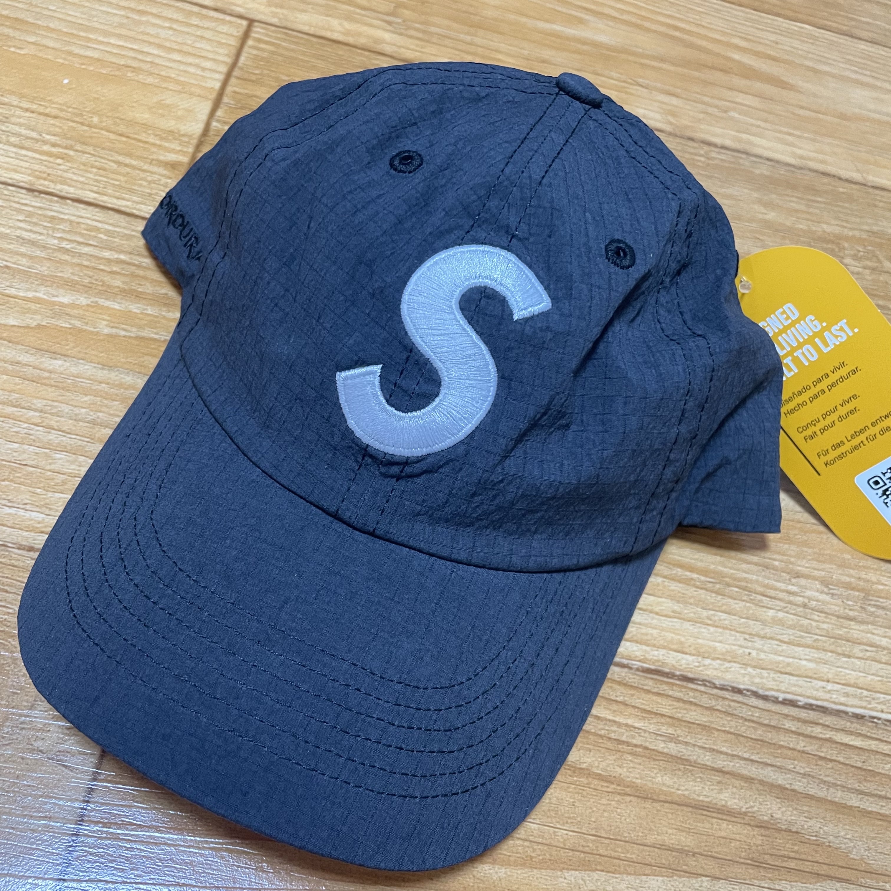 Supreme Cordura Ripstop S Logo 6-Panel Black - 23SS 착용 스타일 - 1