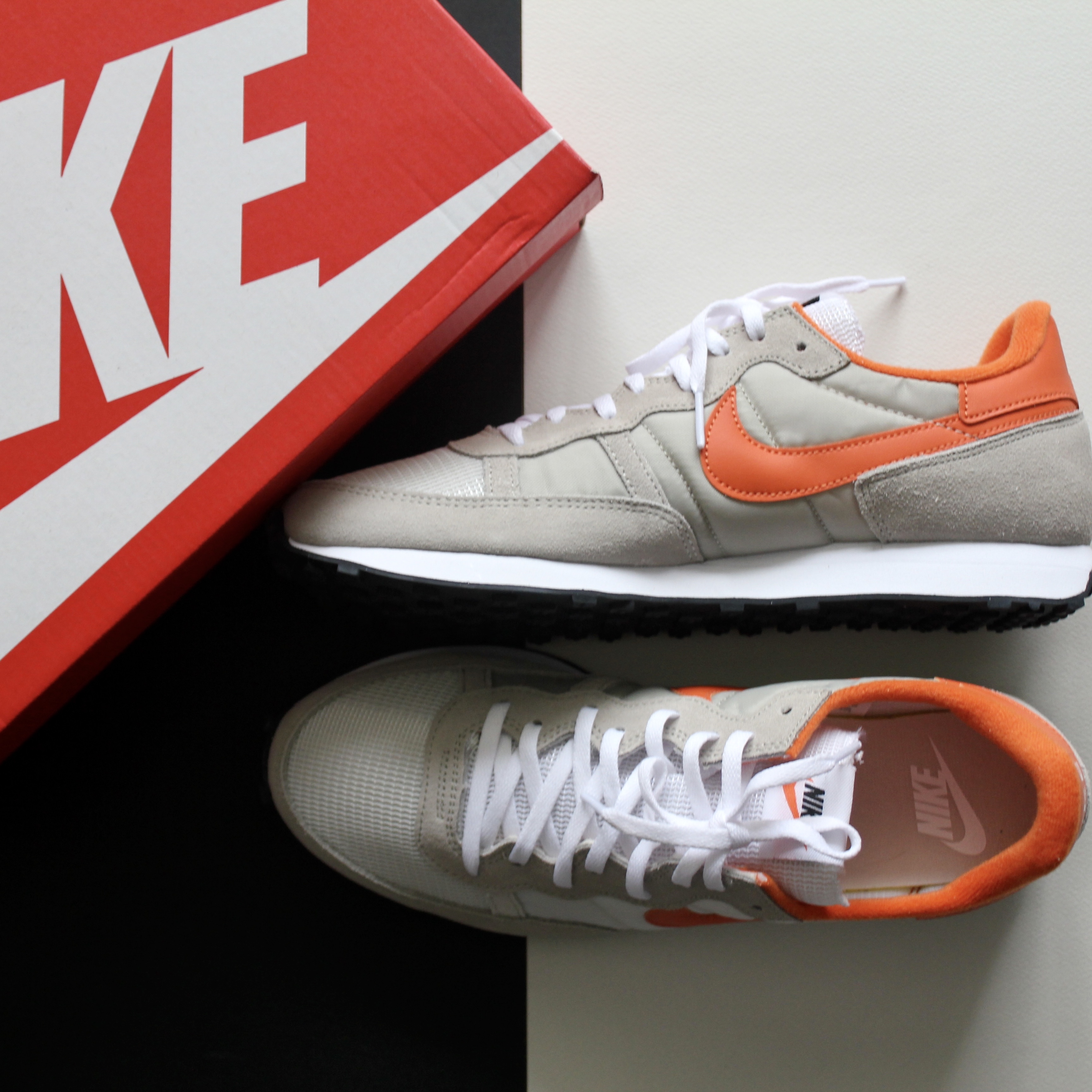 Nike Challenger OG Light Bone Starfish 착용 스타일 - 1