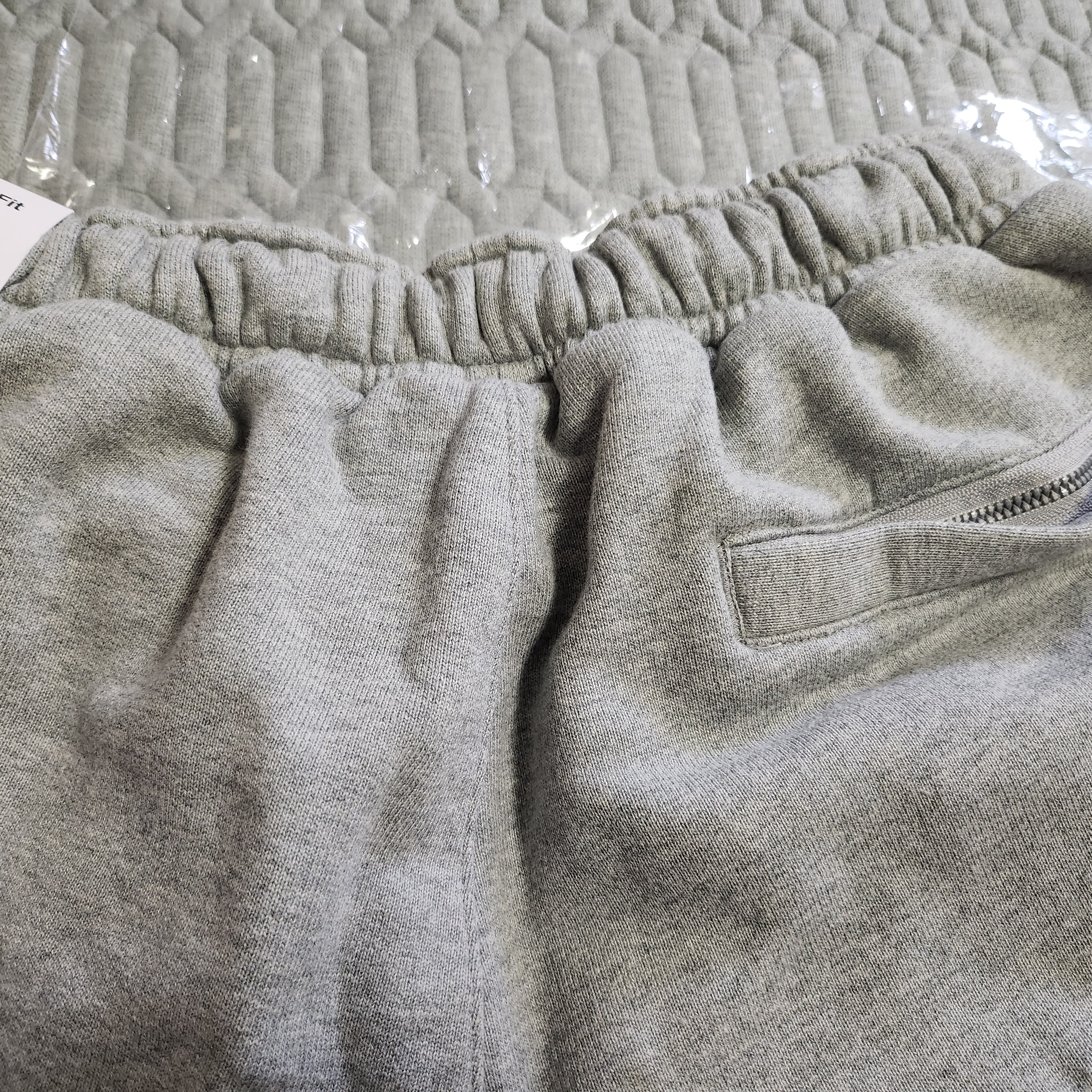 (W) Jordan x Teyana Taylor Fleece Pants Dark Grey Heather - Asia 착용 스타일 - 4